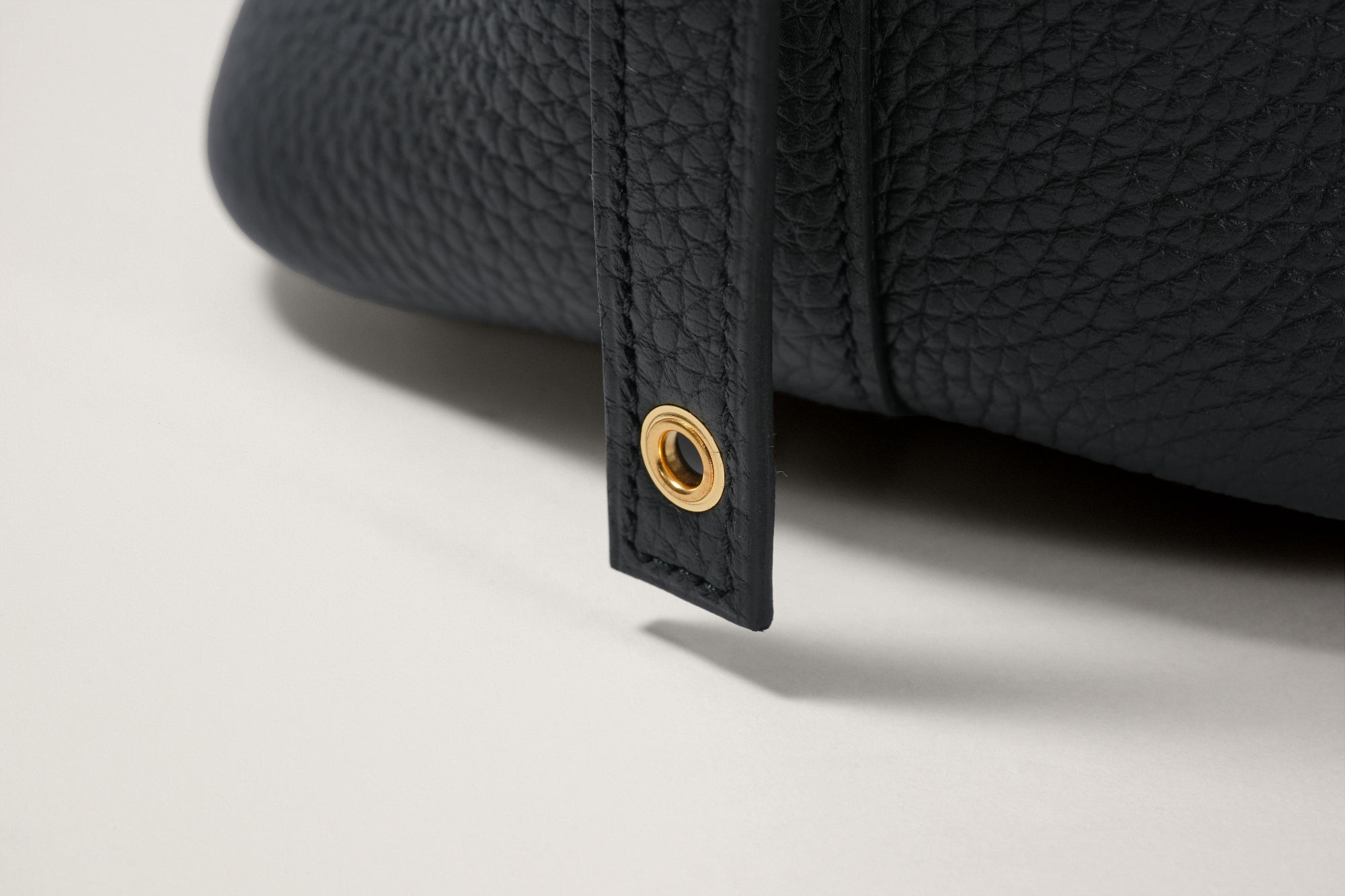 HERMES ピコタンロック18 黒