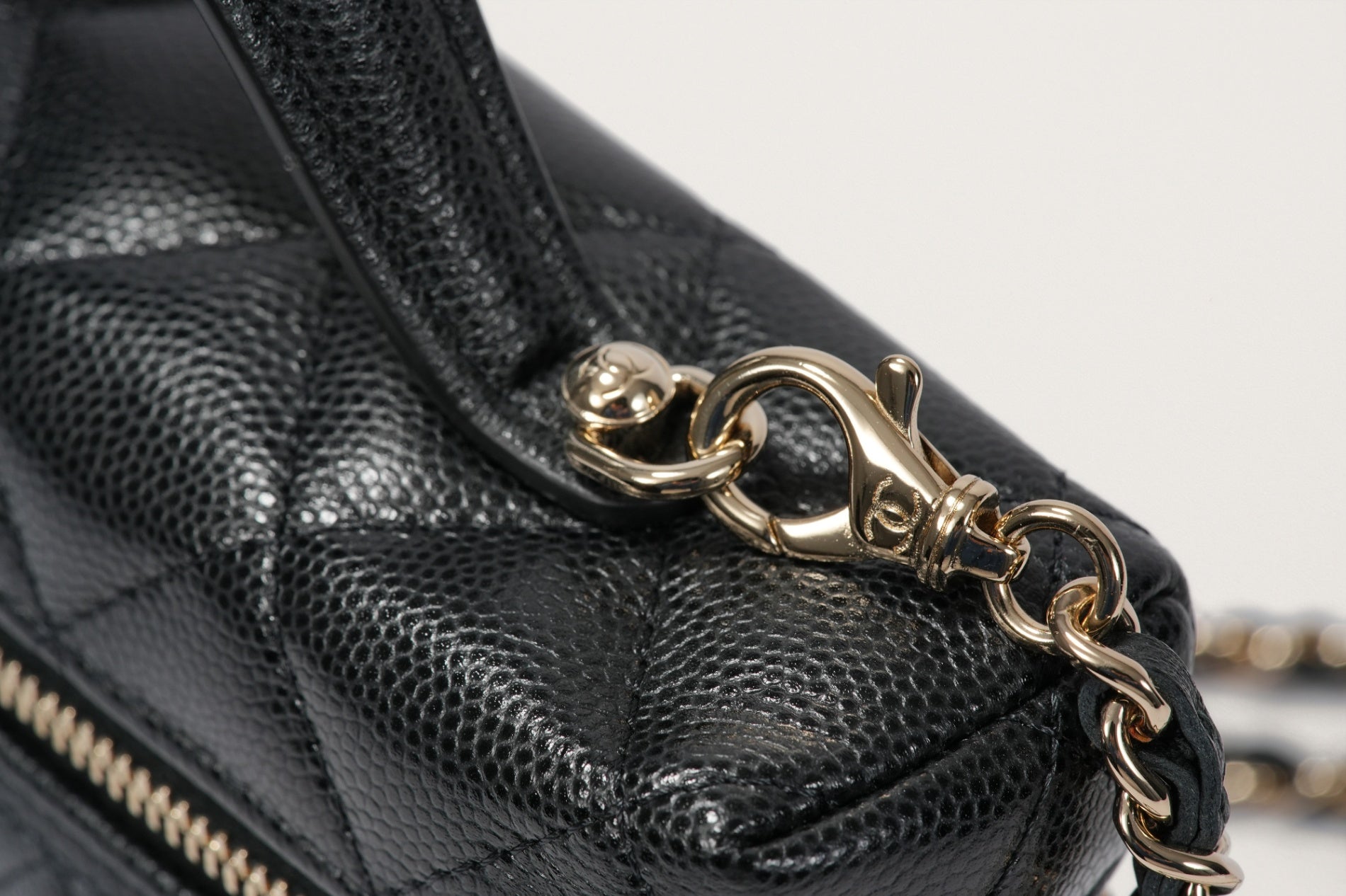 CHANEL マトラッセ スモールヴァニティケース