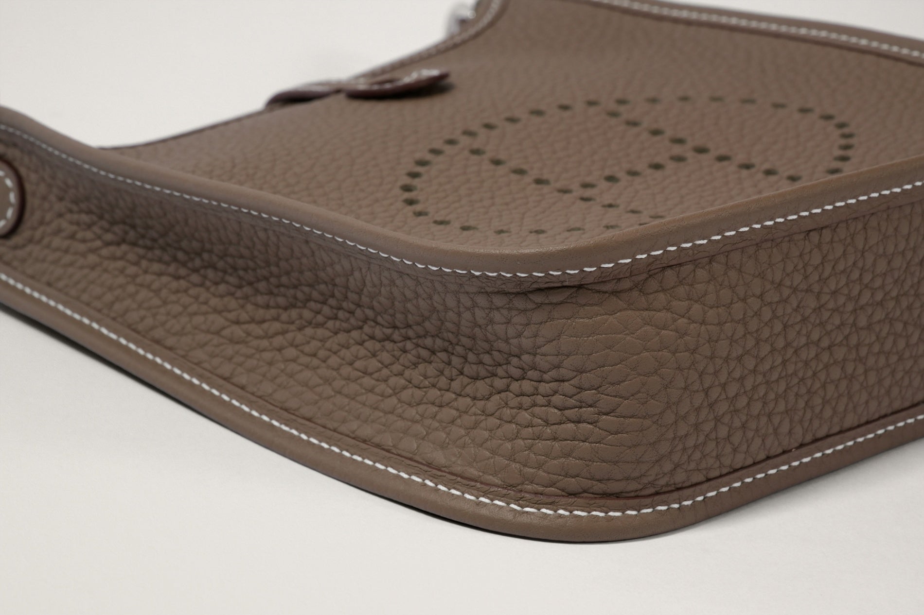 HERMES エヴリン アマゾーヌ16 エトゥープ