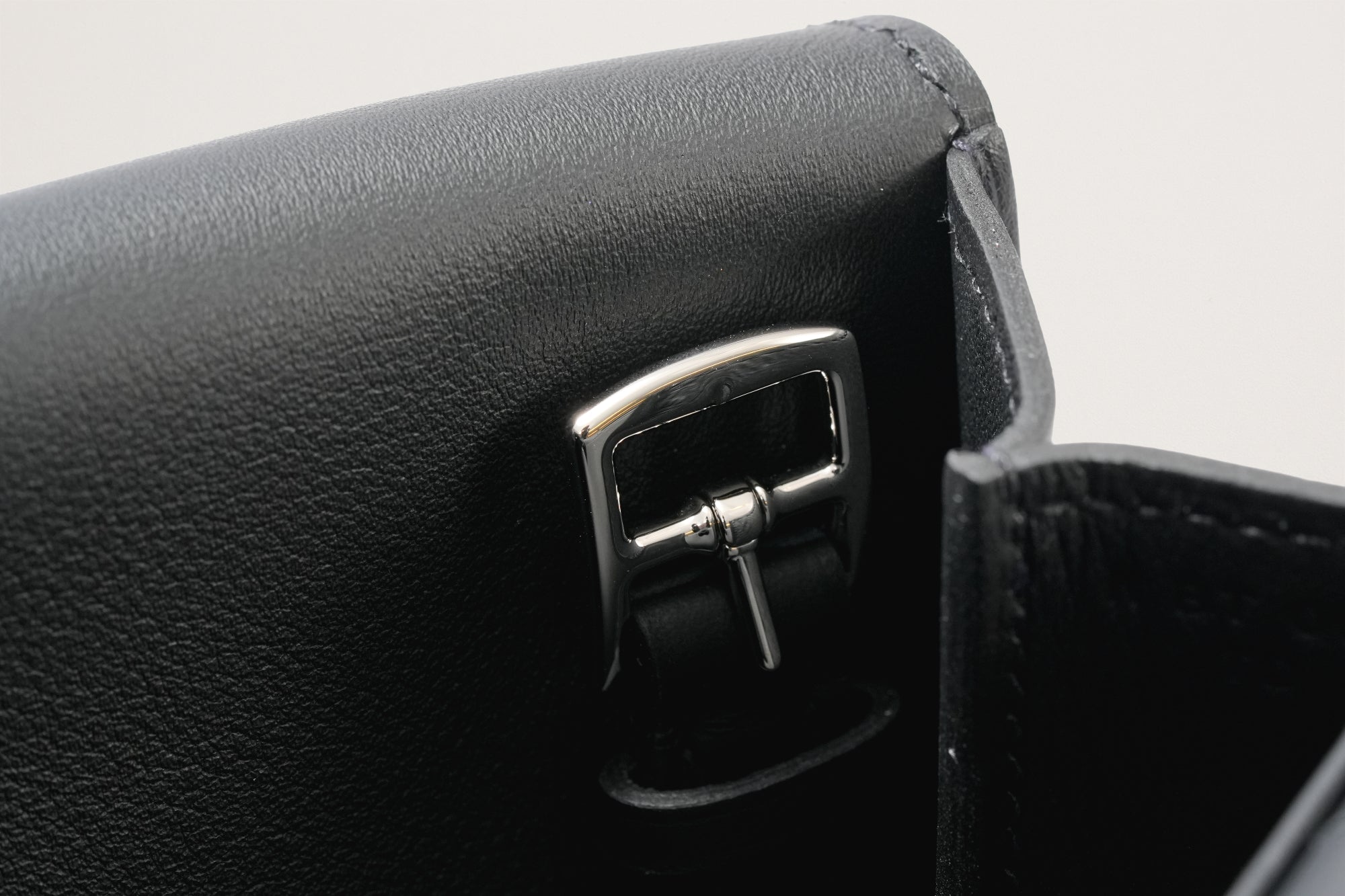 HERMES アルザンミニ 黒