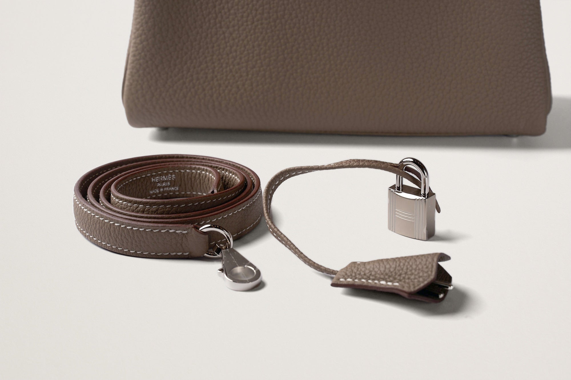 HERMES ケリー25 エトゥープ