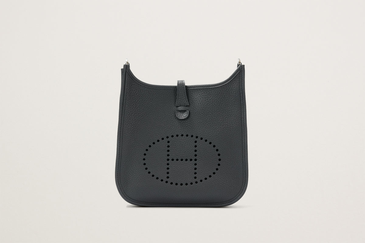 HERMES エヴリン23 黒