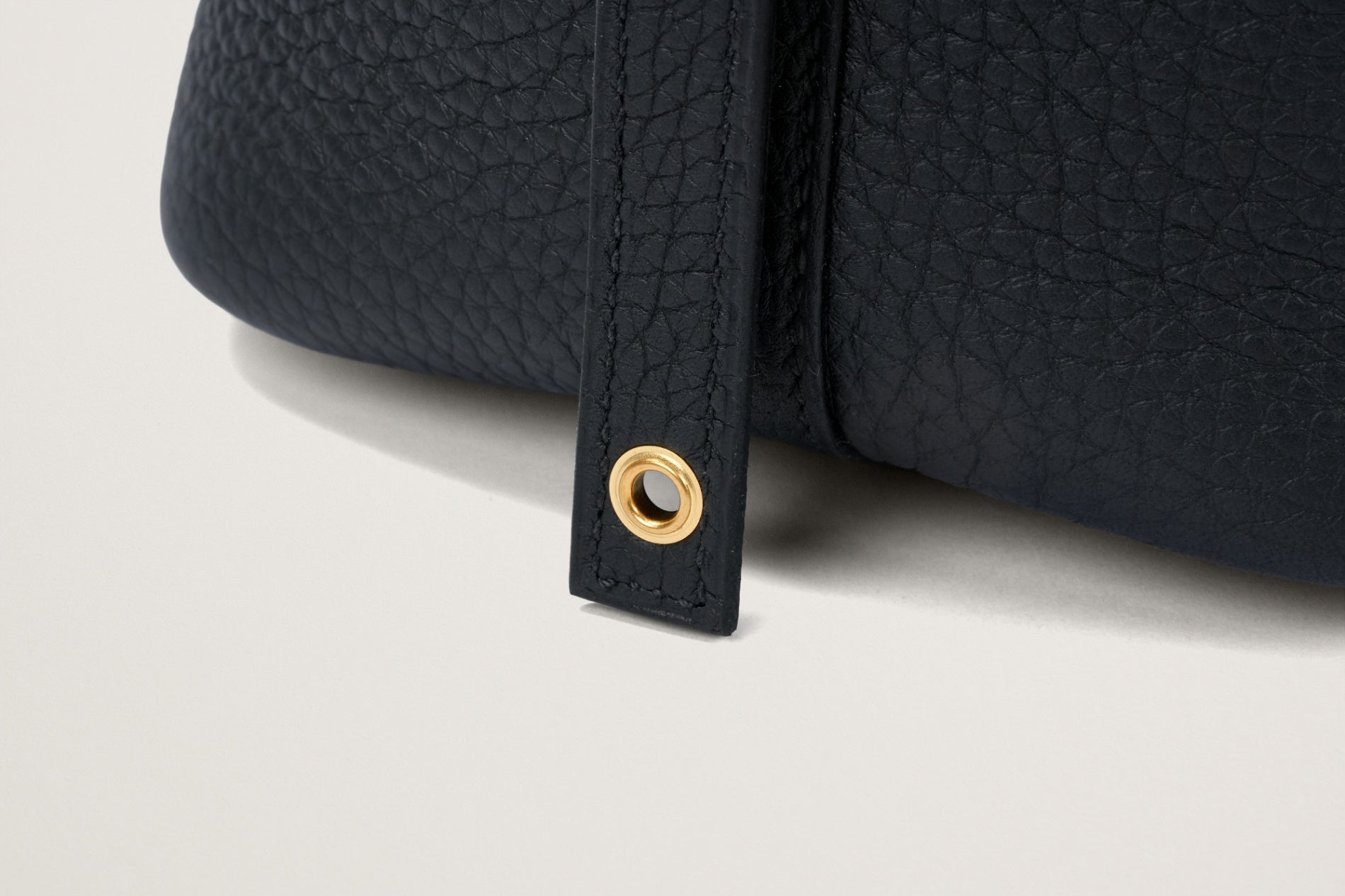 HERMES ピコタンロック18 黒