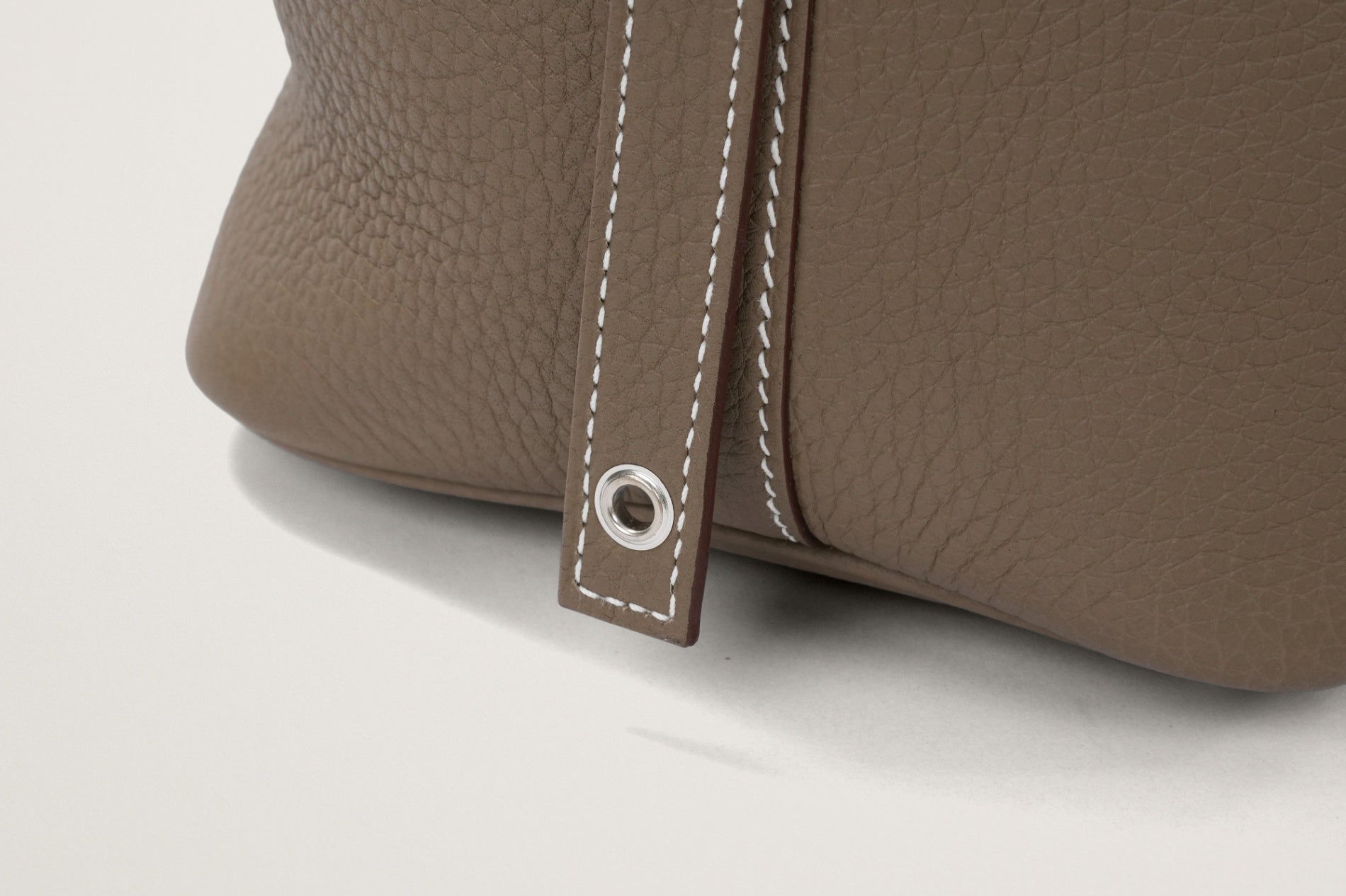 HERMES ピコタンロック18 エトゥープ