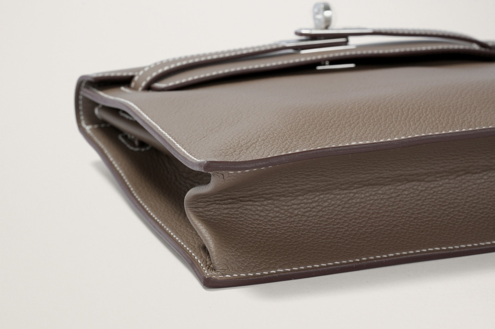 HERMES ケリーダンス エトゥープ