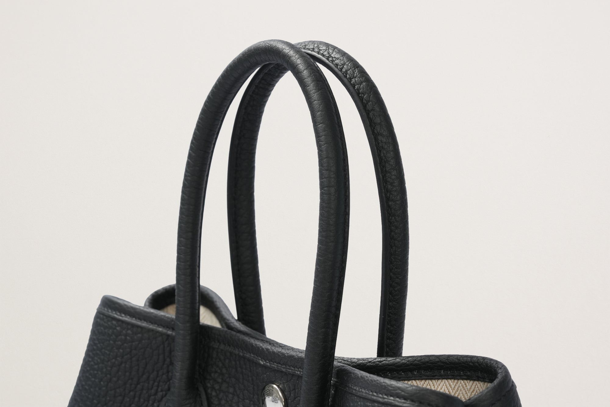 HERMES ネオガーデン23 黒