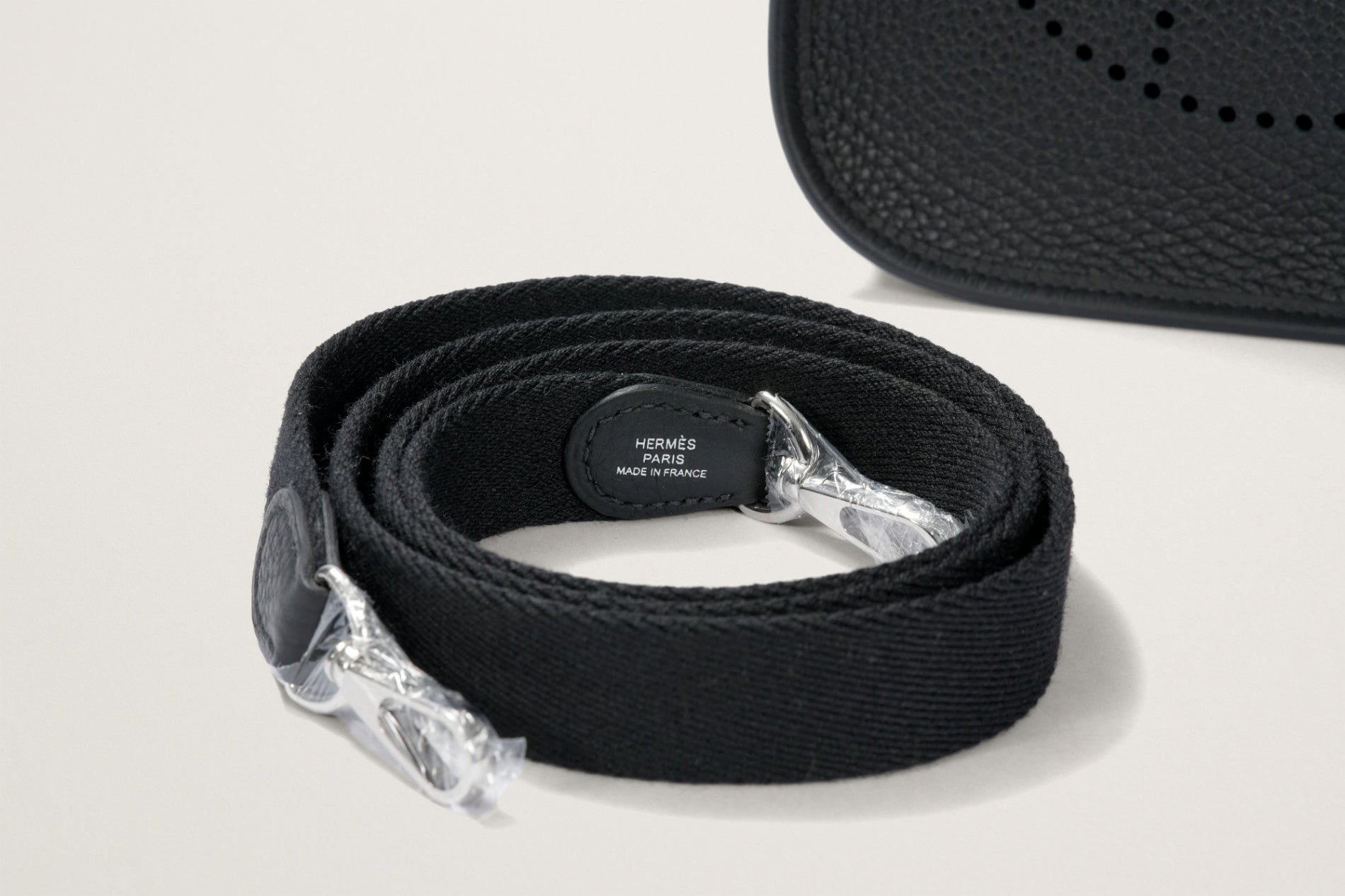 HERMES エヴリン16 黒