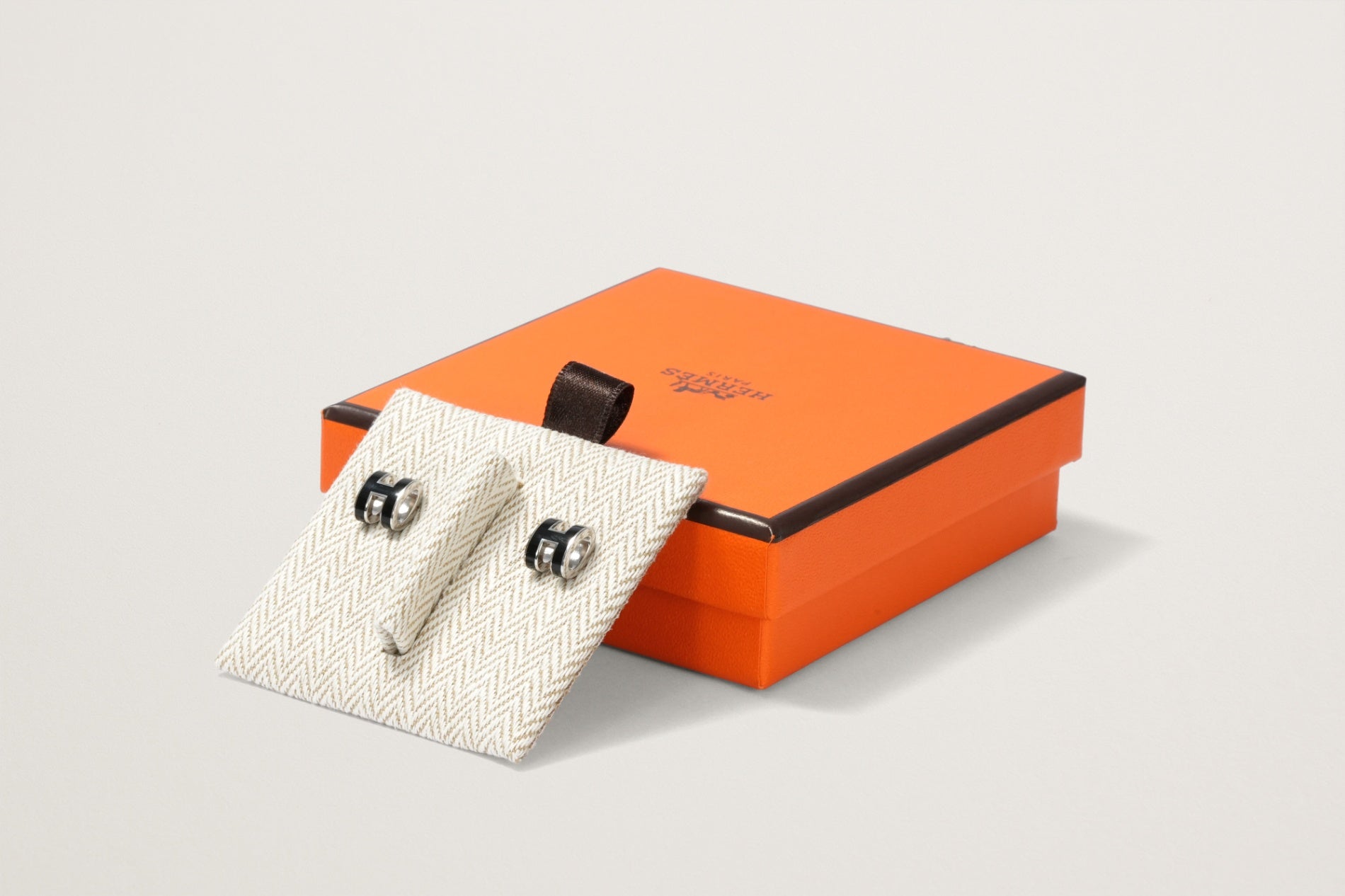 HERMES ミニポップH ピアス