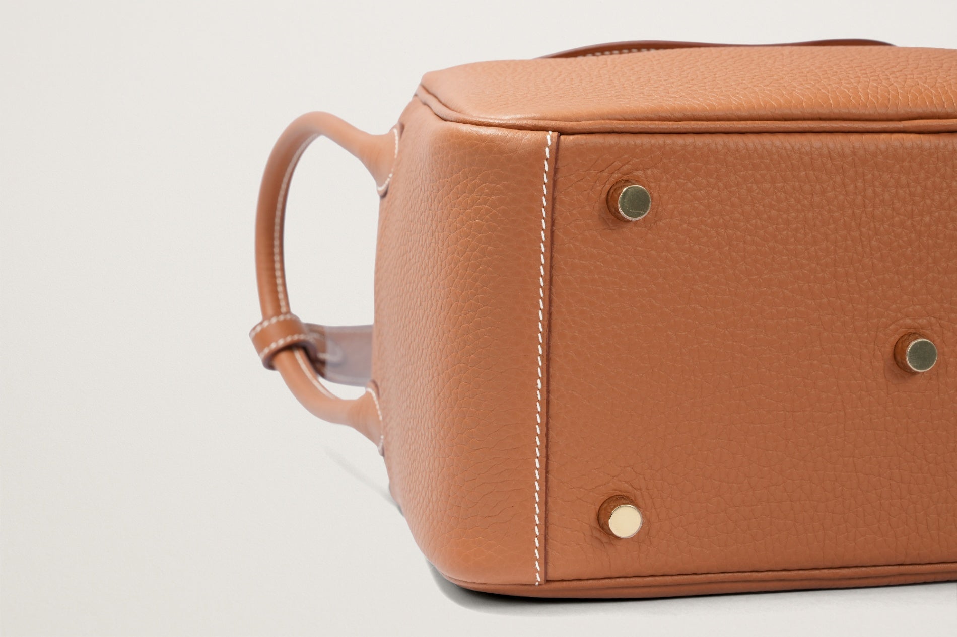 HERMES リンディ26 ゴールド