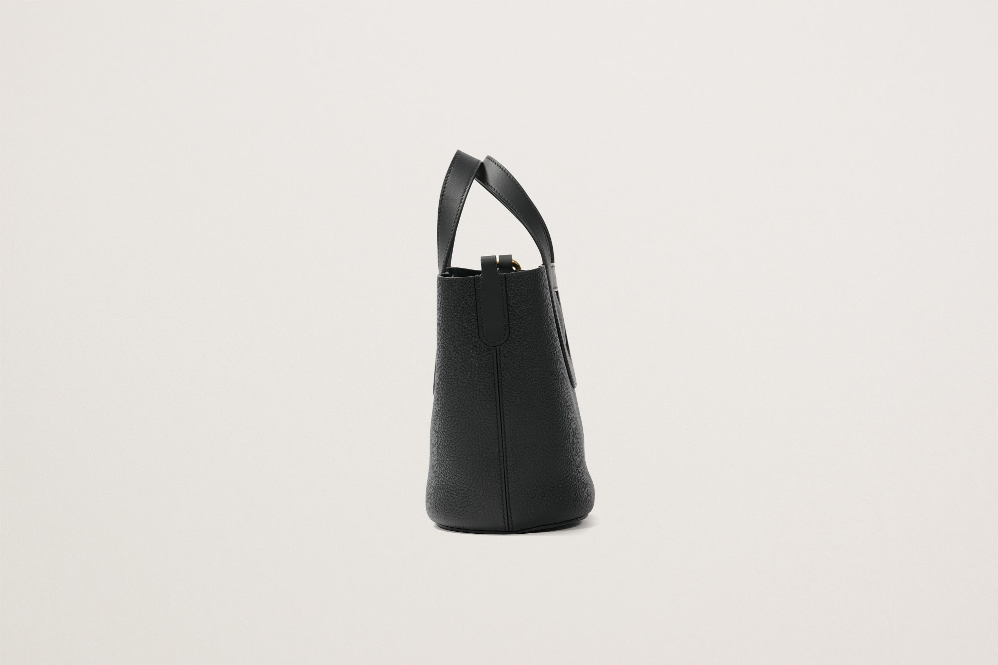 HERMES インザループ18 黒 – GINZA SATAKE