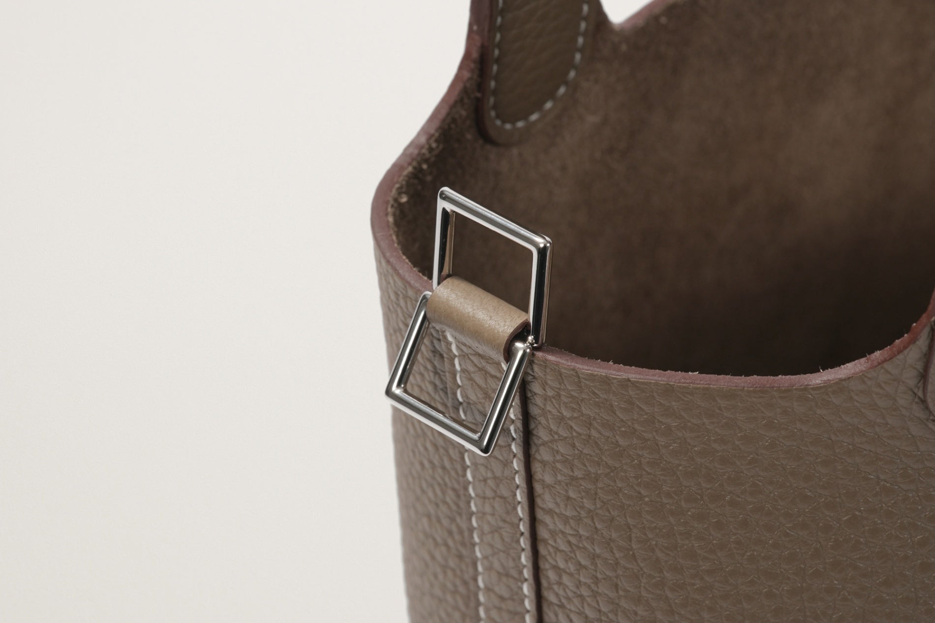 HERMES ピコタンロック18 エトゥープ