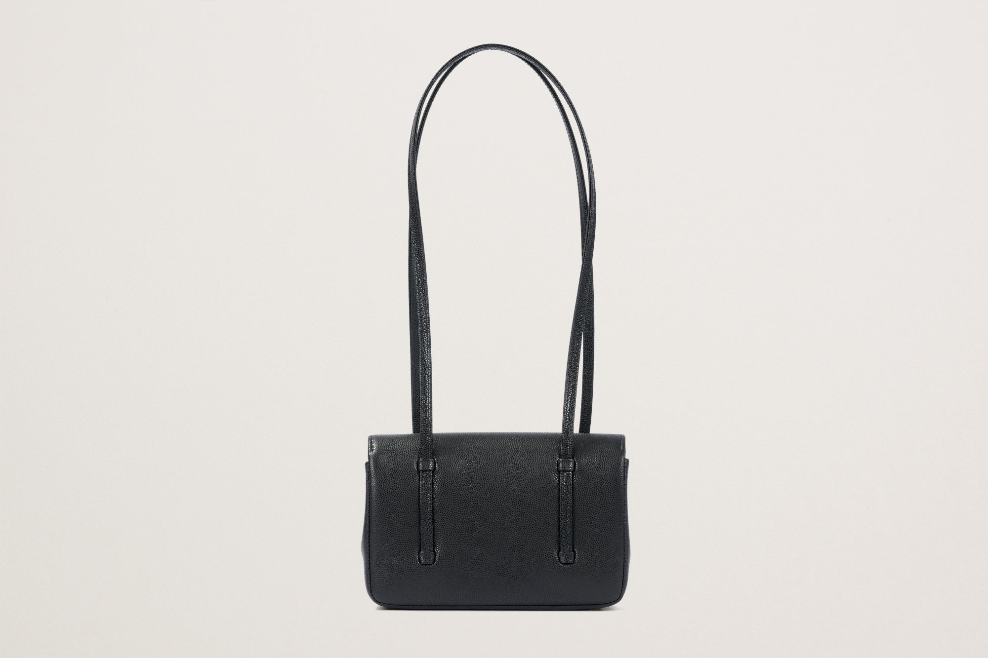 CHANEL ストラップ クラッチ バッグ – GINZA SATAKE