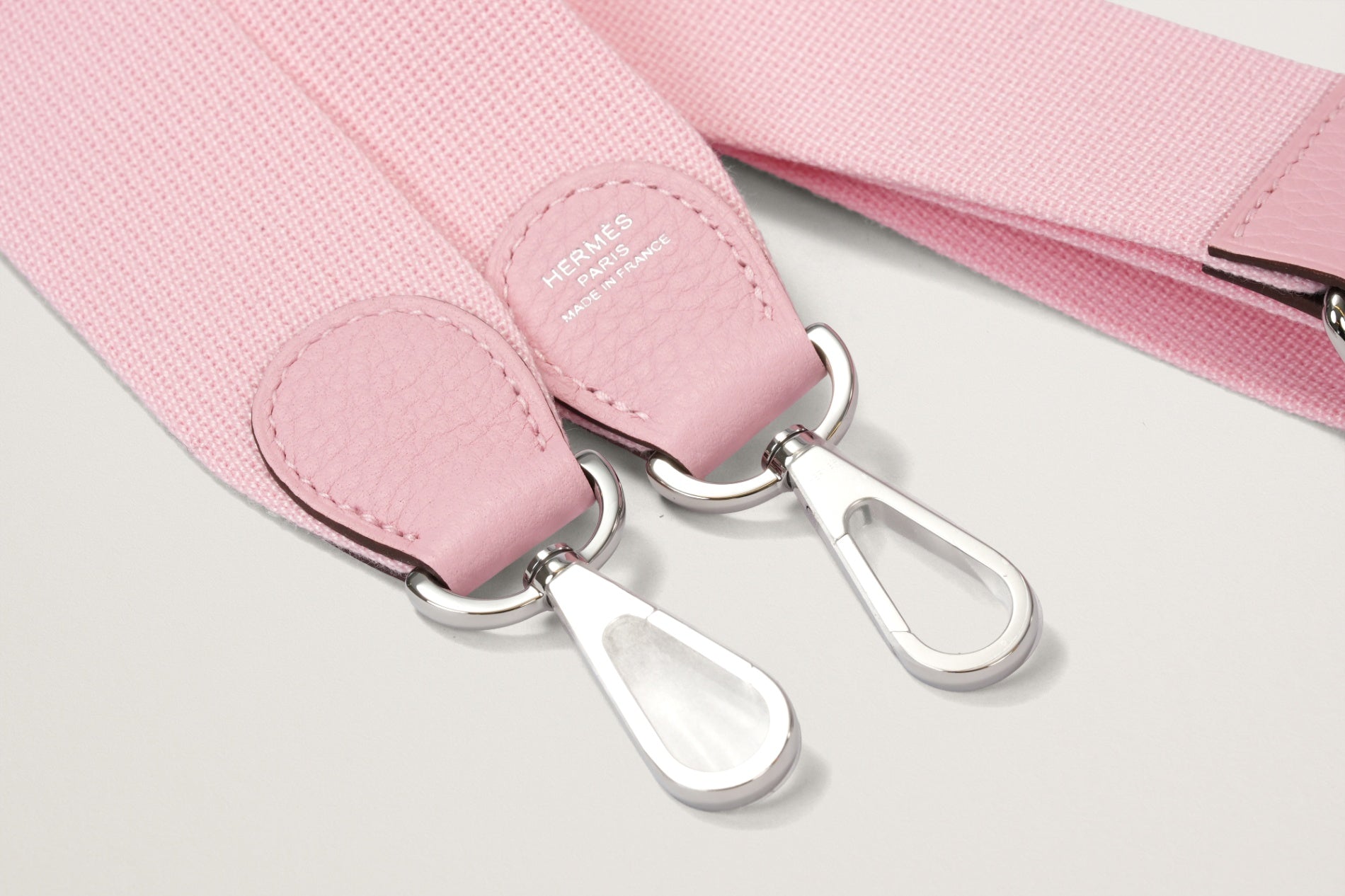 HERMES エルメス　セリエストラップ　ピンク HERMES エヴリン23 ローズサクラ – GINZA SATAKE