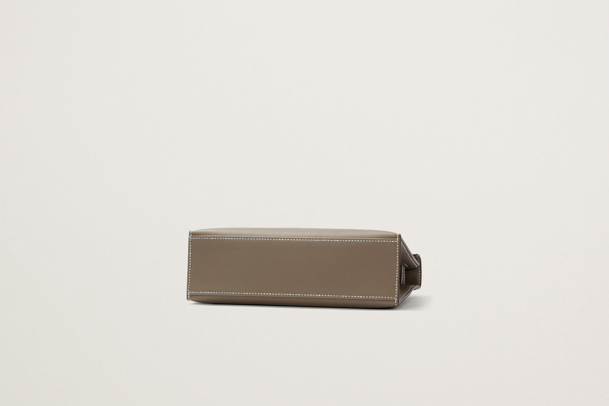 HERMES ポシェットケリー エトゥープ