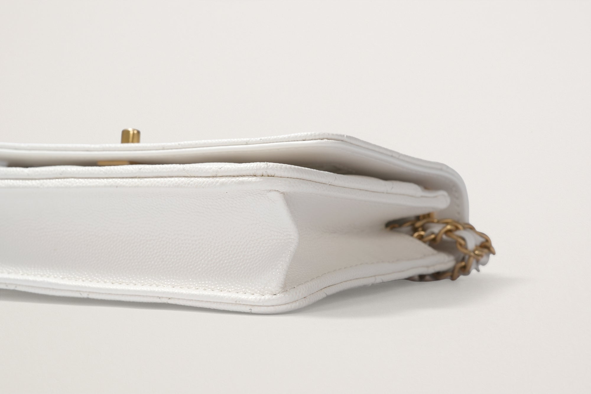 CHANEL チェーンウォレット