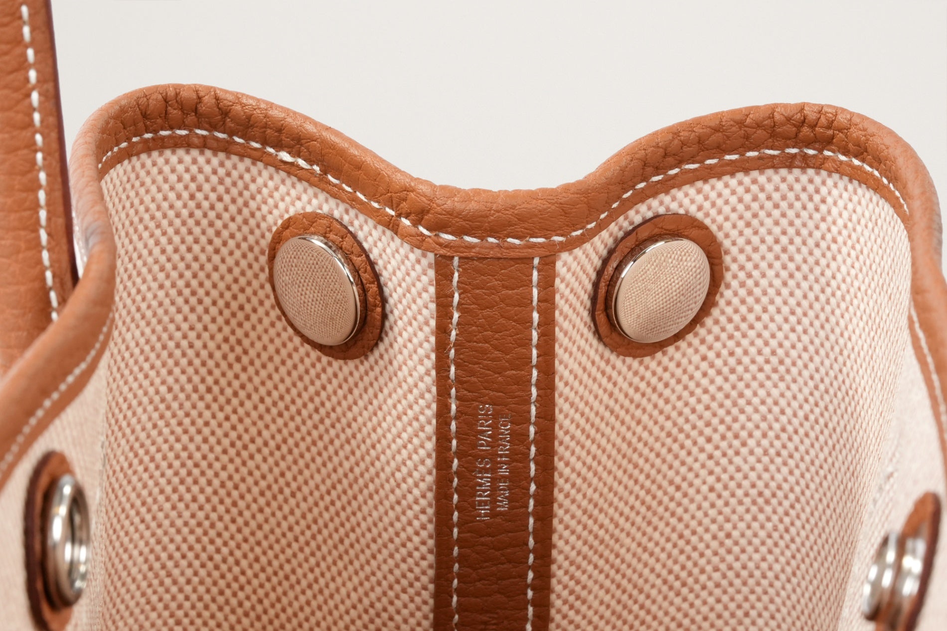 HERMES ネオ・ガーデン23 ゴールド/エクリュ