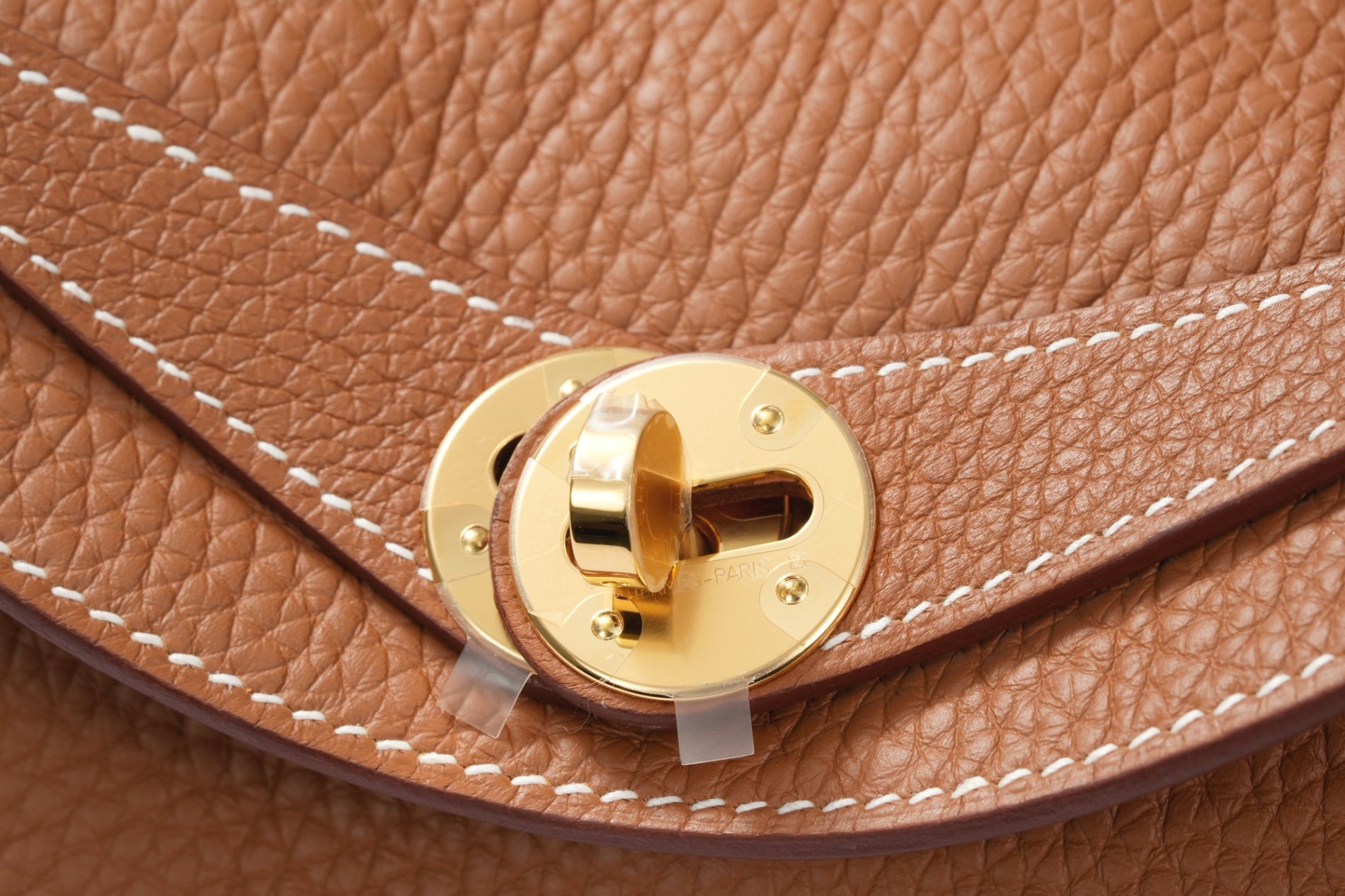 HERMES リンディ26 ゴールド