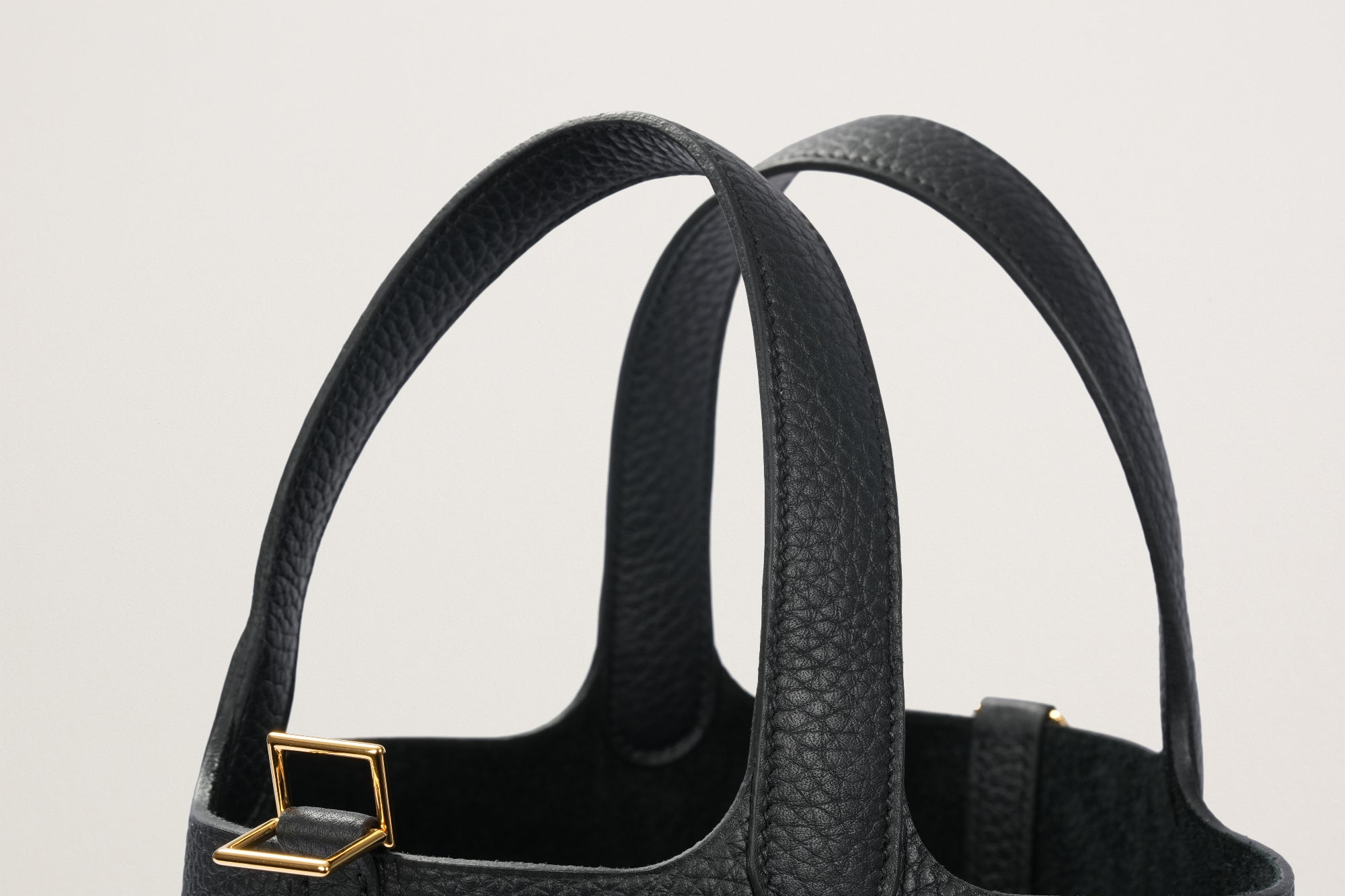 HERMES ピコタンロック18 黒