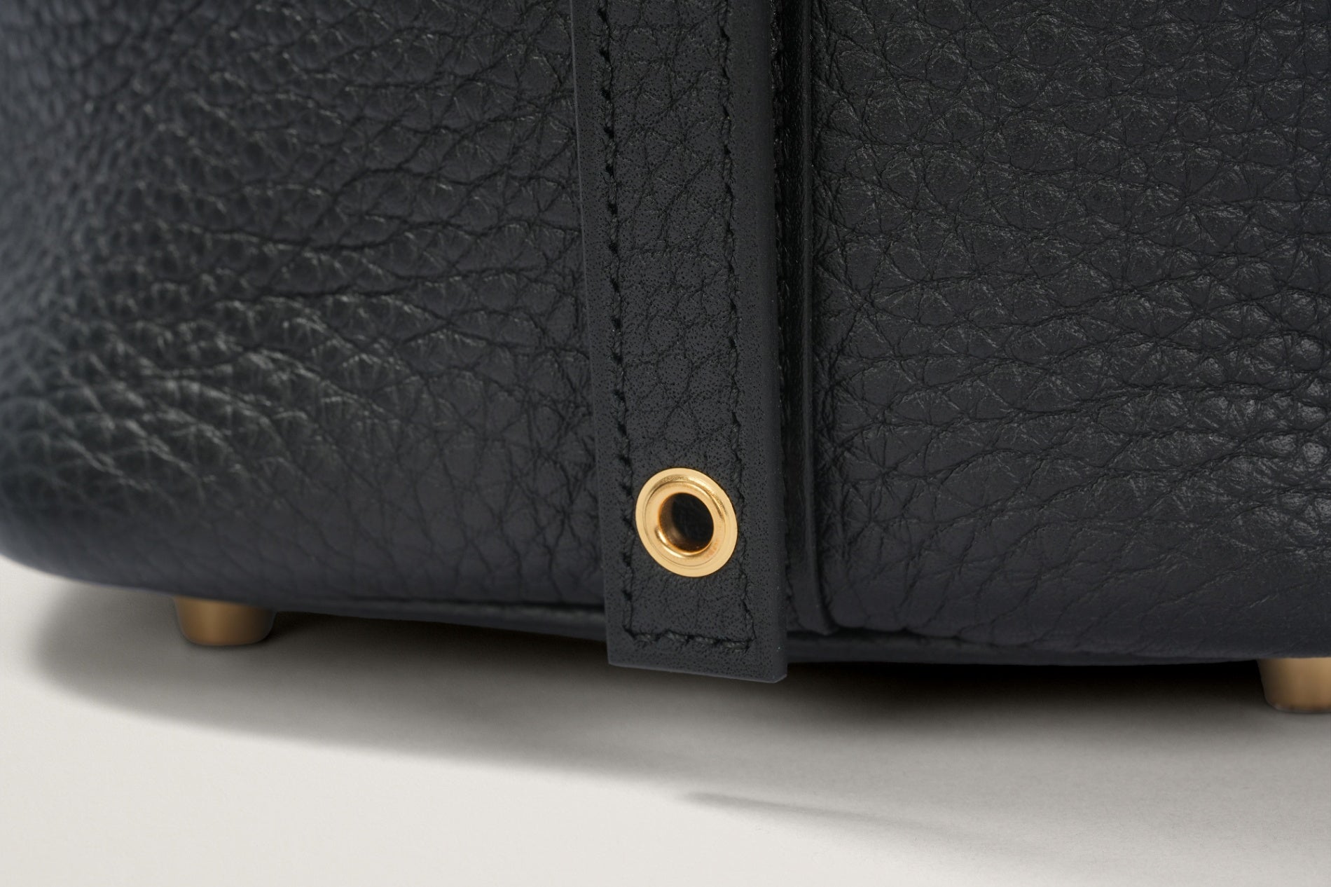 HERMES ピコタンロック18 黒