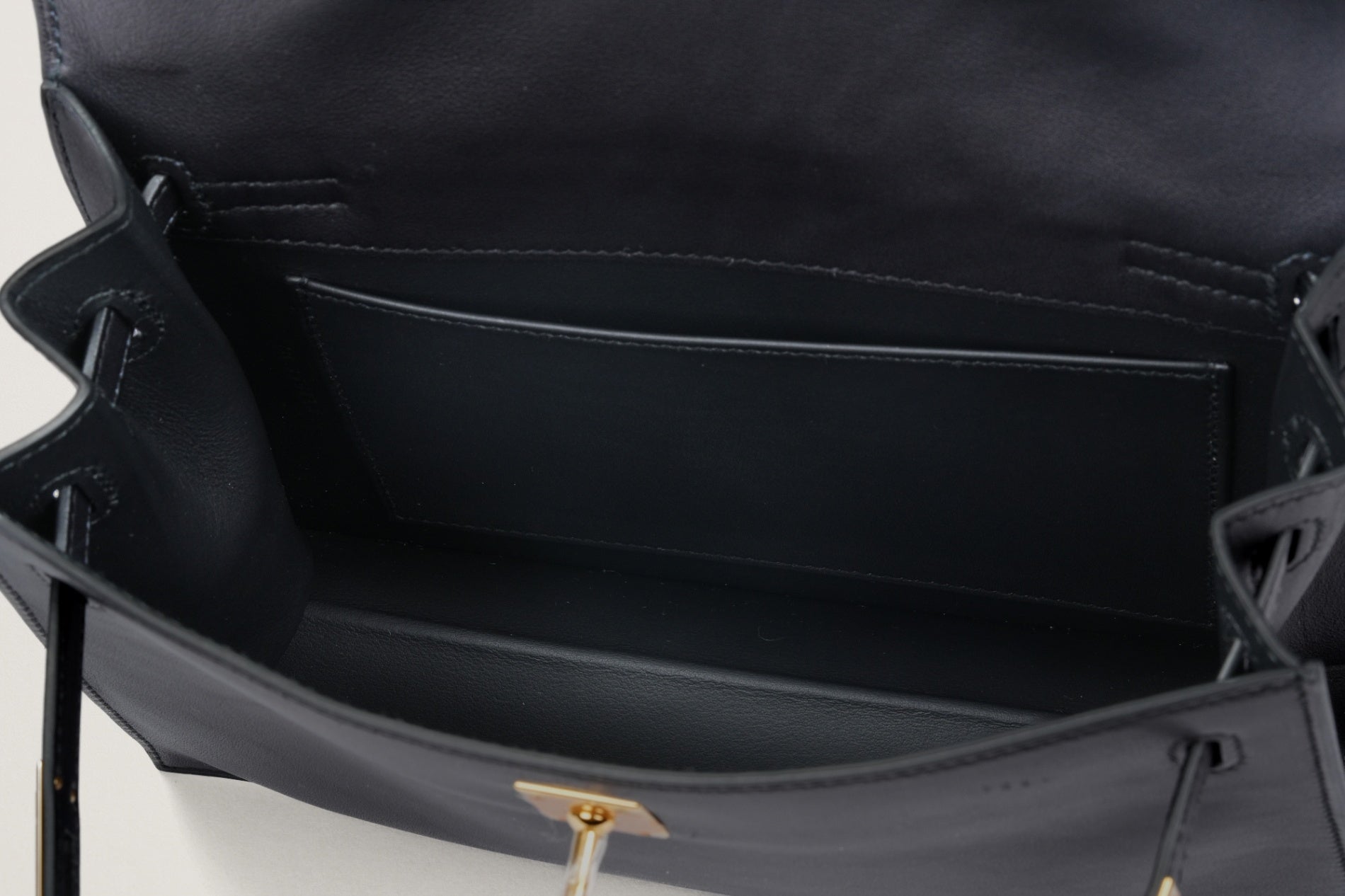 HERMES ケリーダンス2 黒