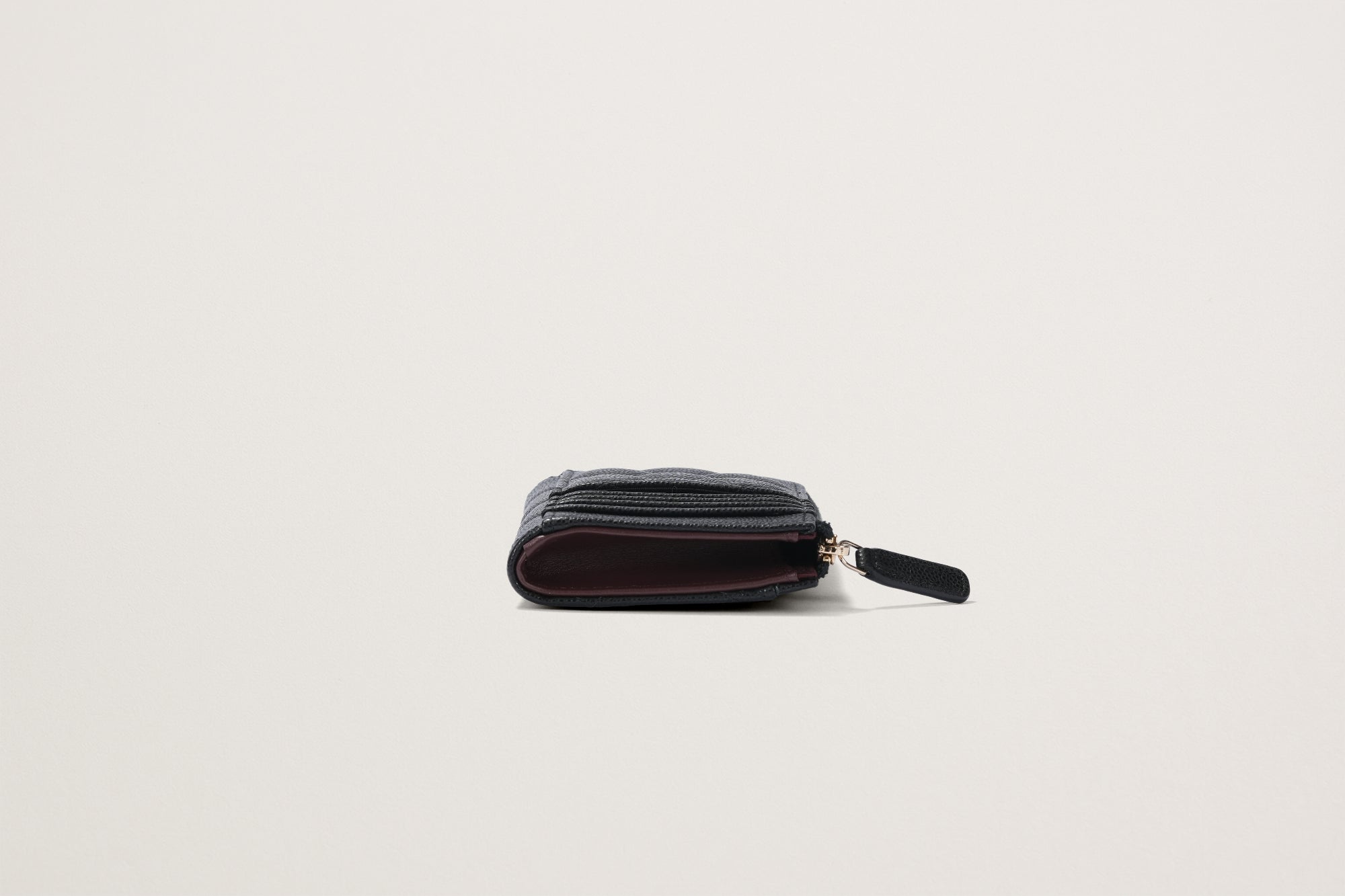CHANEL クラシック ジップ カードケース