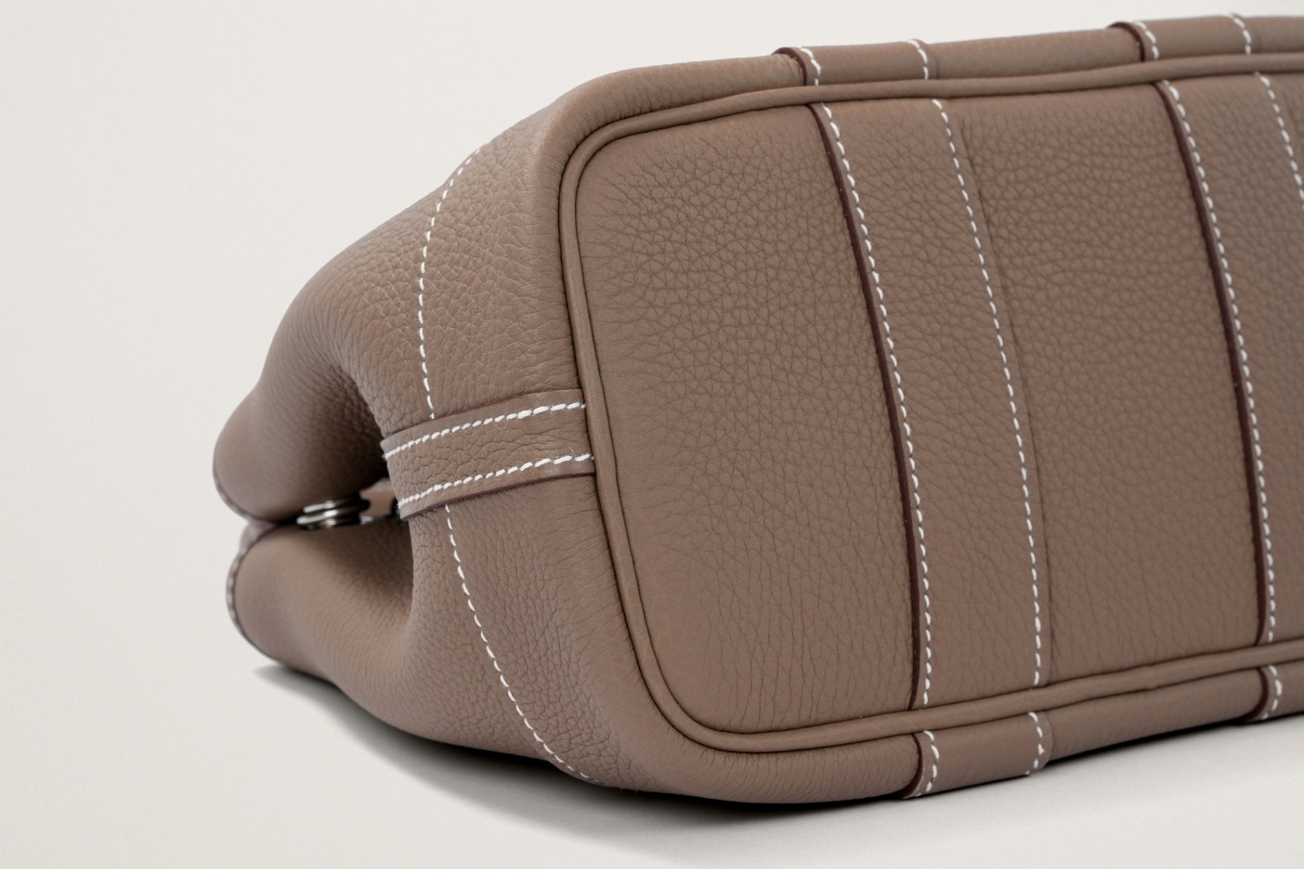 HERMES ネオ・ガーデン23 エトゥープ