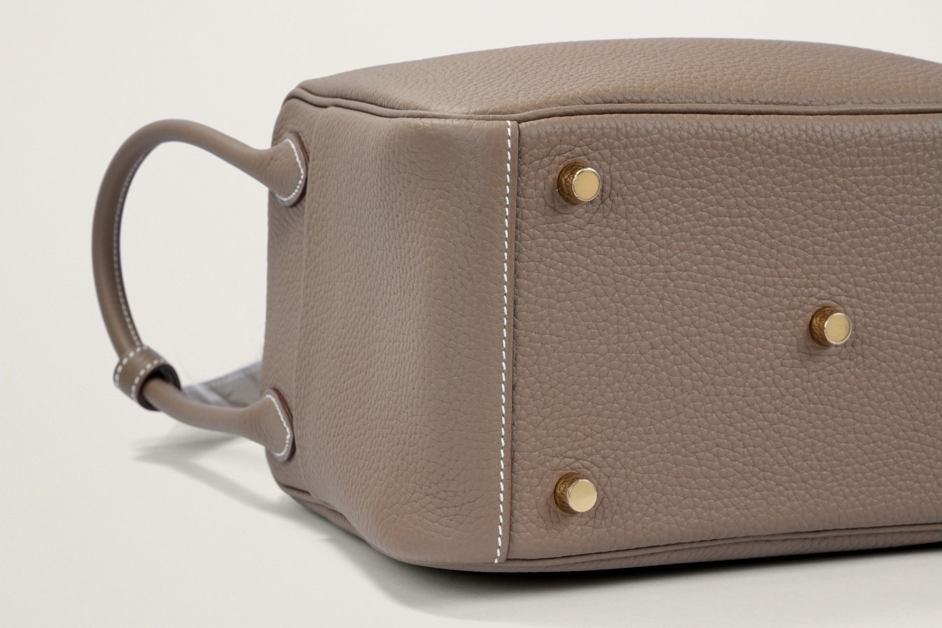 HERMES リンディ26 エトゥープ