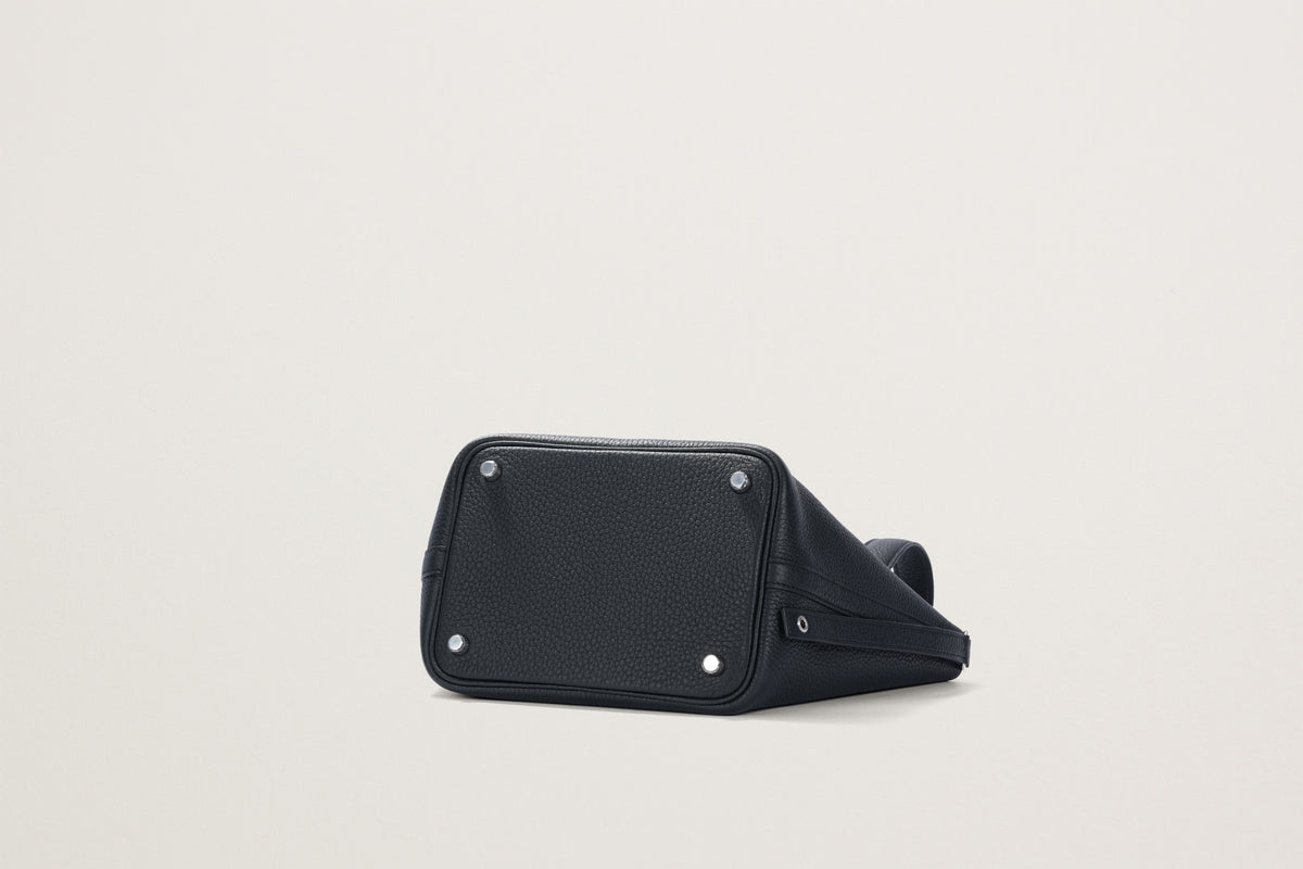 HERMES ピコタンロック18 黒