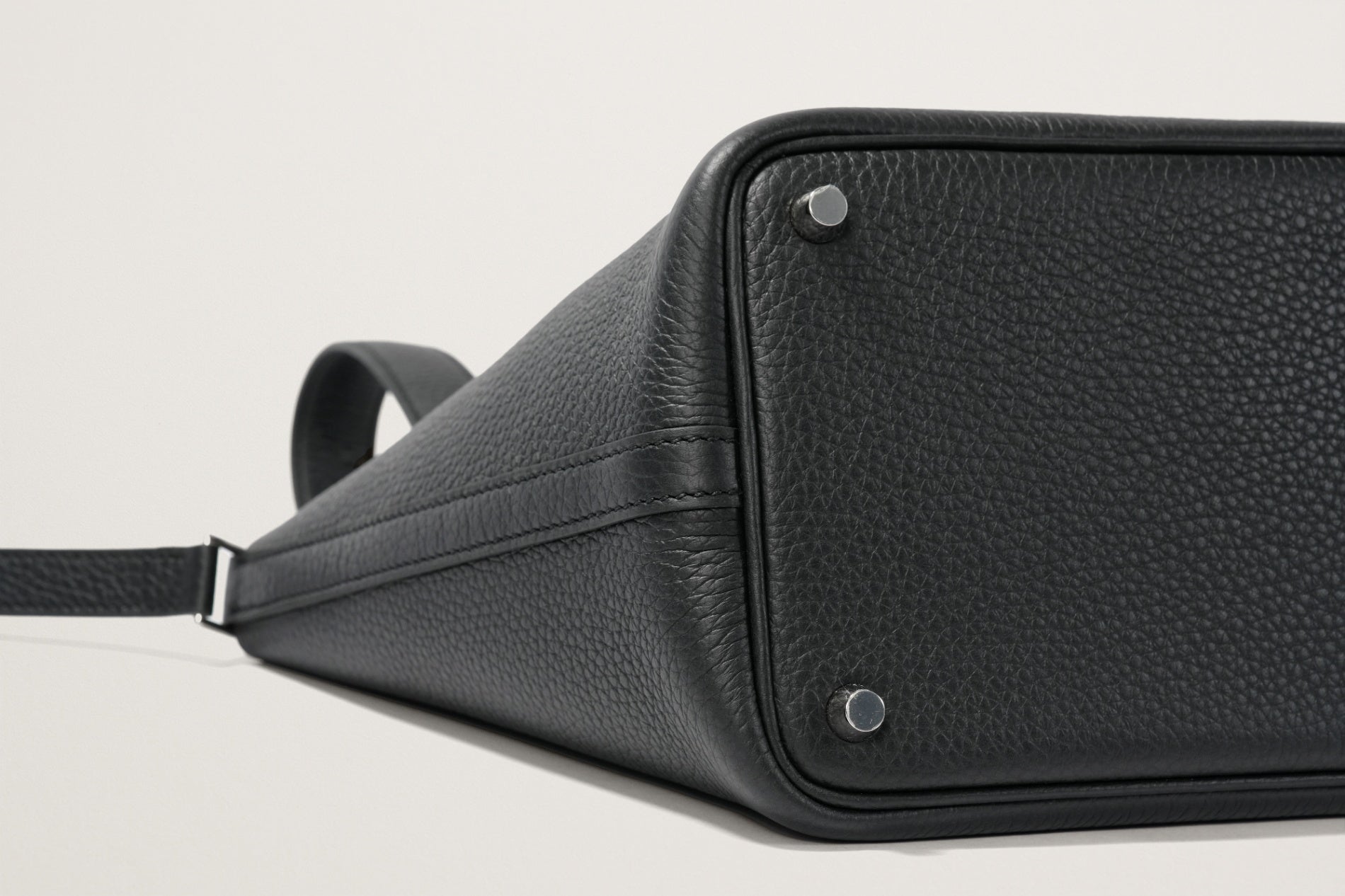 HERMES ピコタンロック18 黒