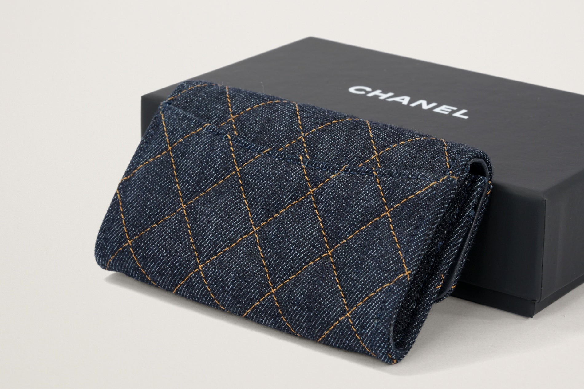 CHANEL クラシック フラップ カードケース – GINZA SATAKE