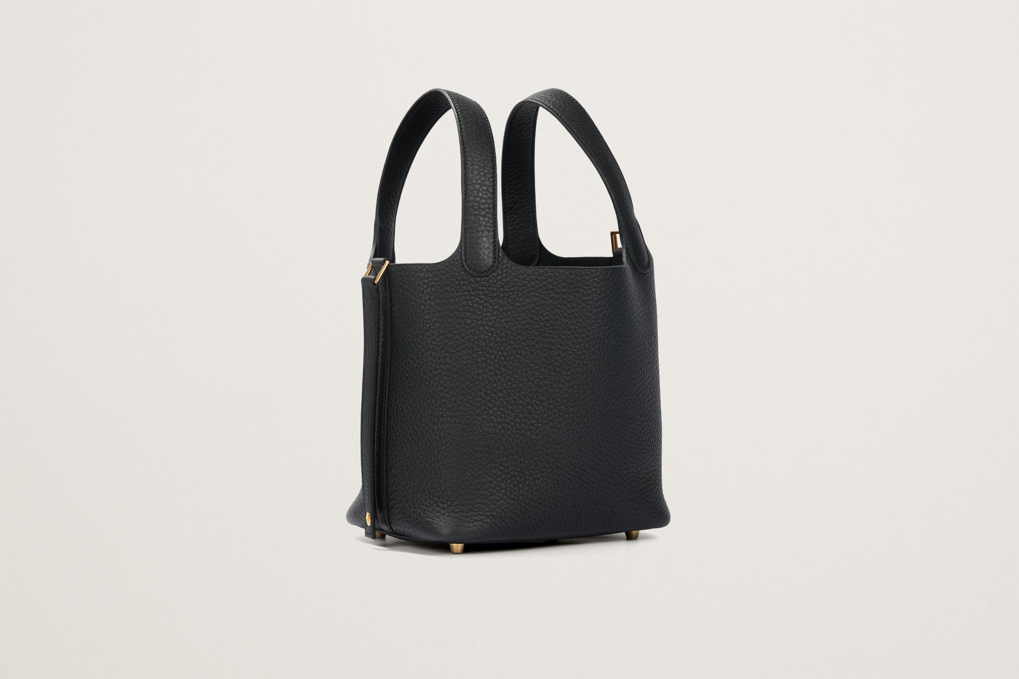 HERMES ピコタンロック18 黒