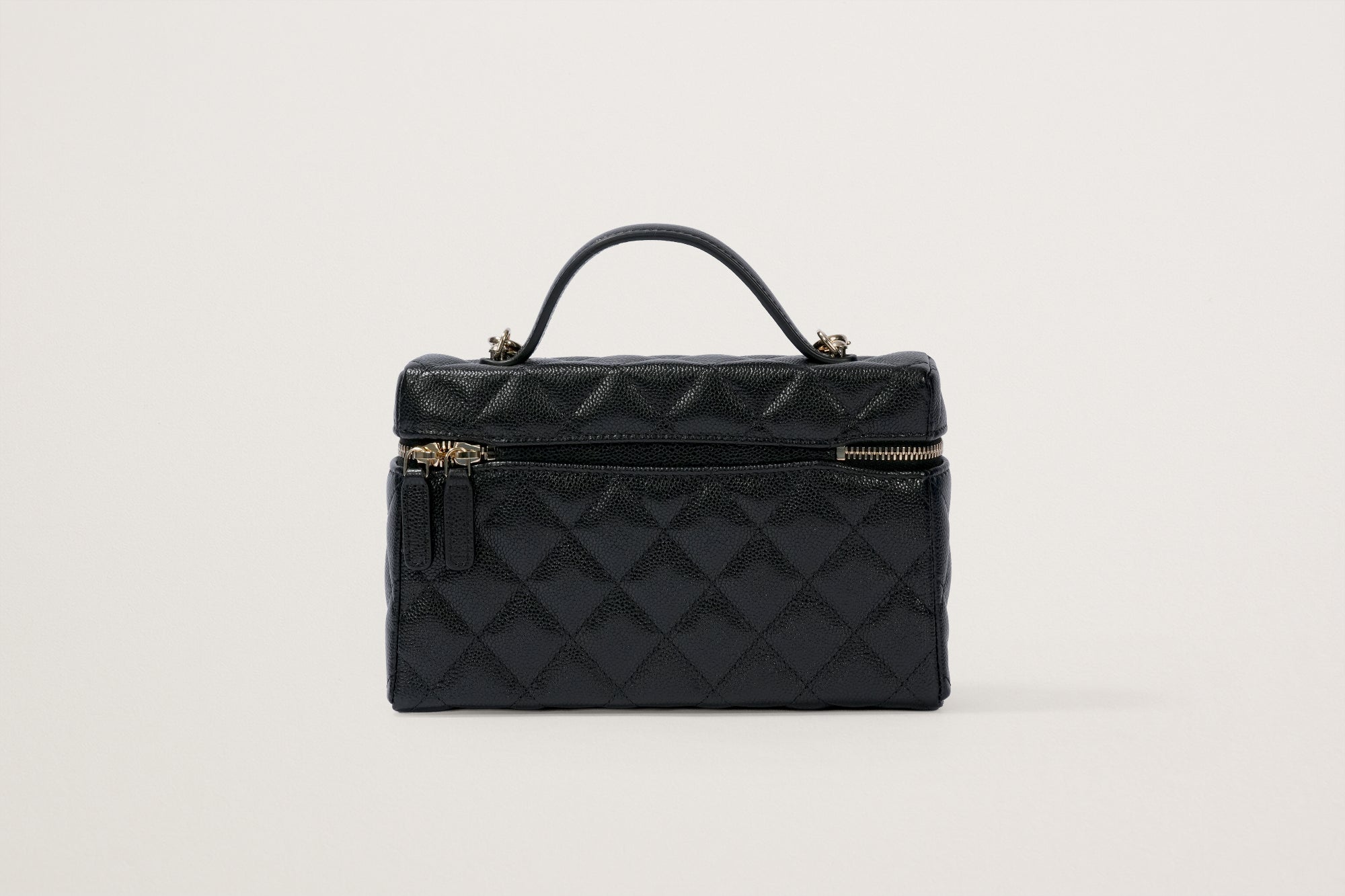 CHANEL ケース マトラッセ 黒 正規品 箱付き CHANEL マトラッセ スモールヴァニティケース – GINZA SATAKE