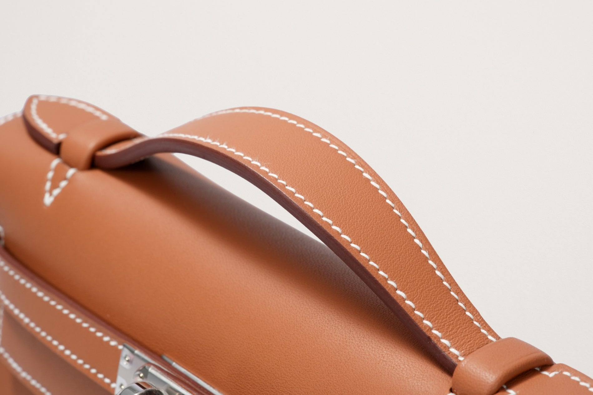 HERMES ポシェットケリー ゴールド