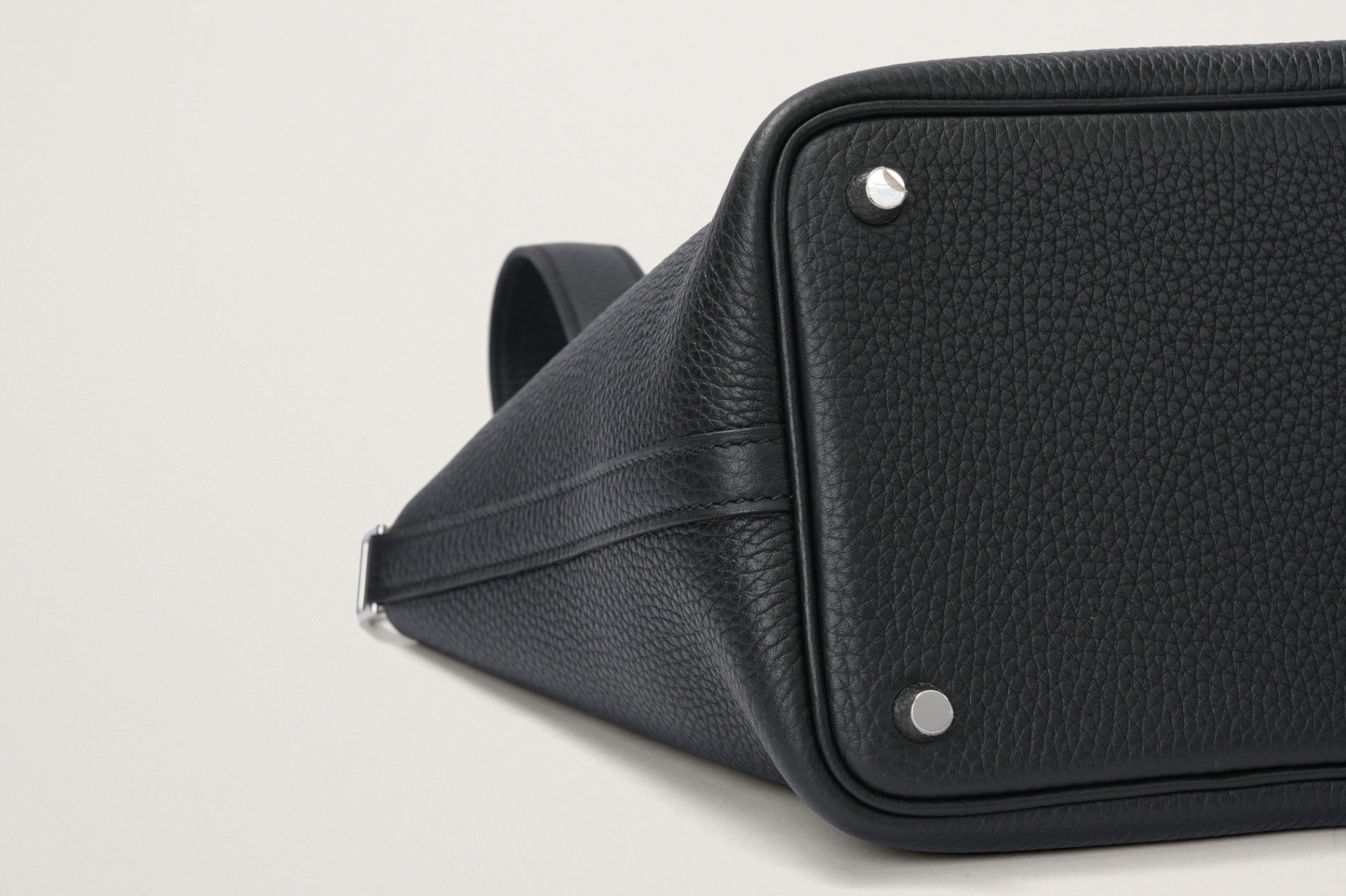HERMES ピコタンロック18 黒