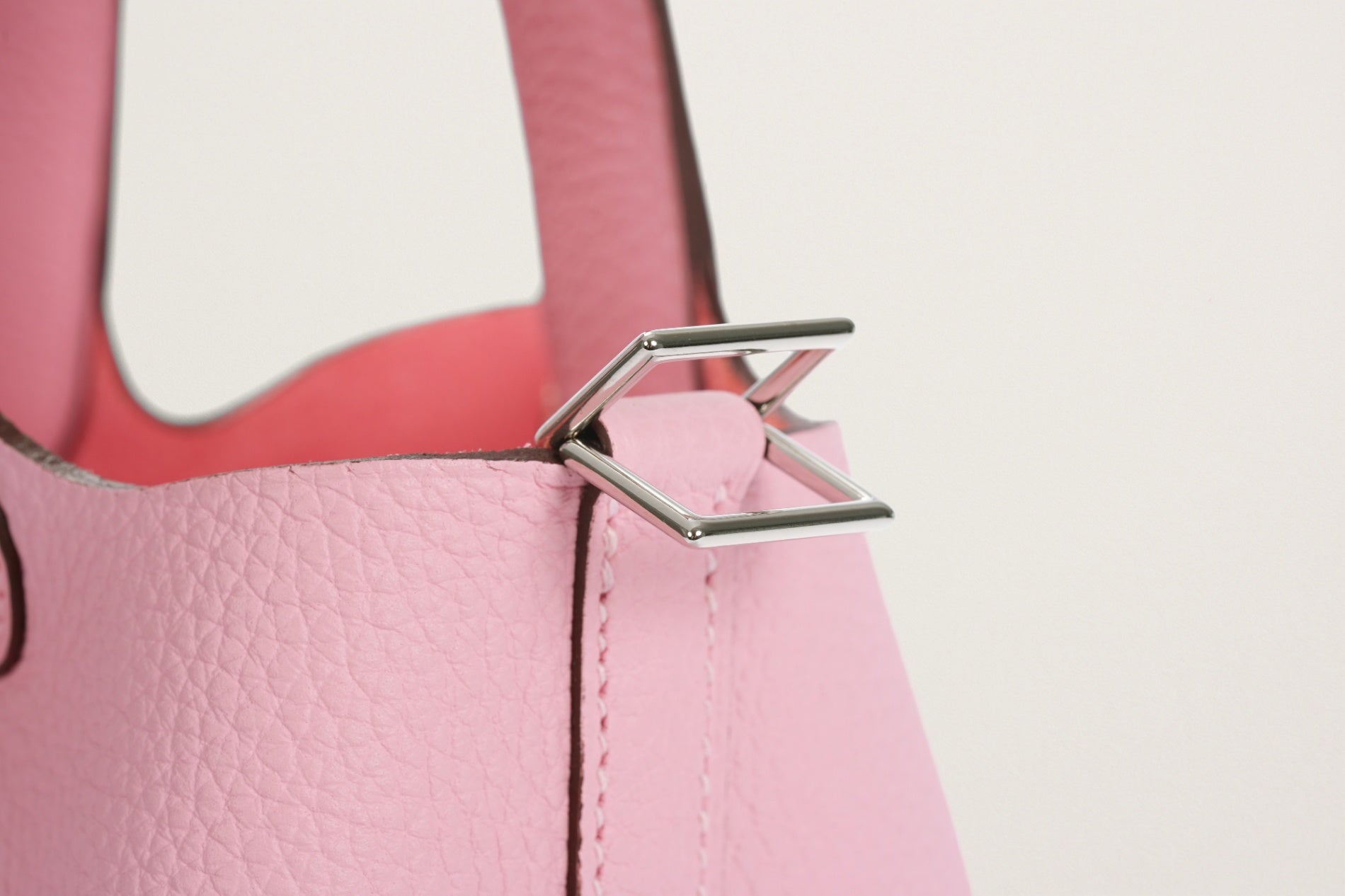 HERMES ピコタンロック18 ローズサクラ