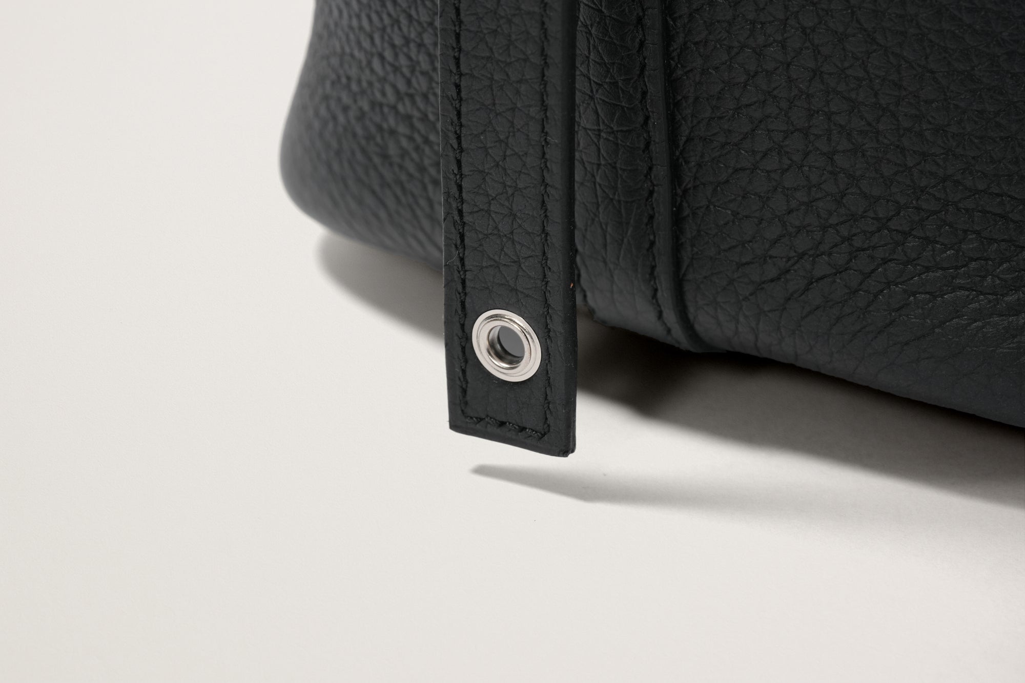 HERMES ピコタンロック18 黒