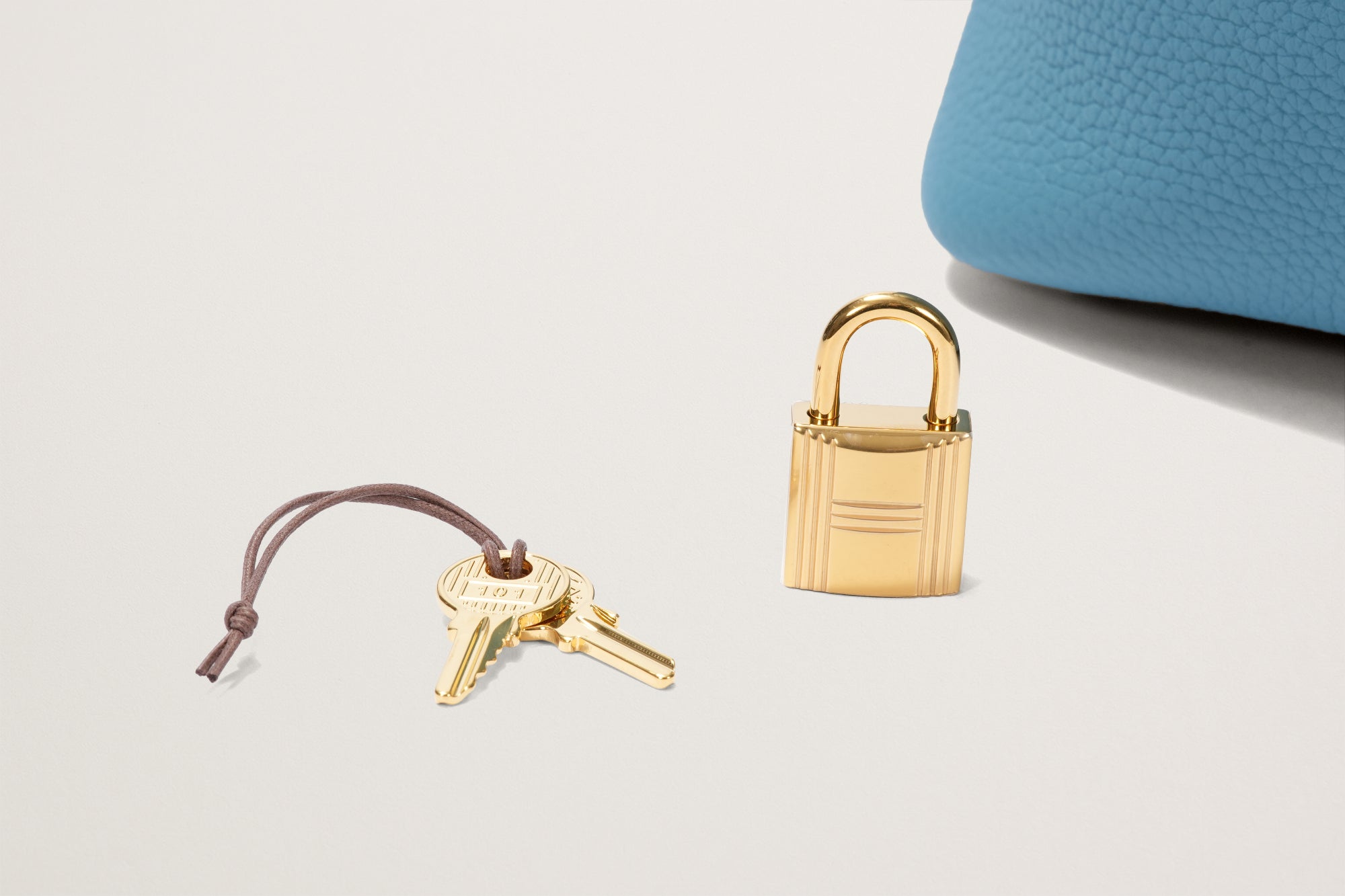 HERMES ピコタンロック18 ニューブルージーン