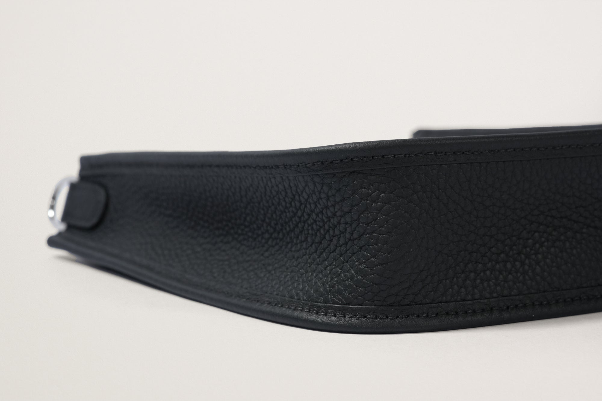 HERMES エヴリン16 黒