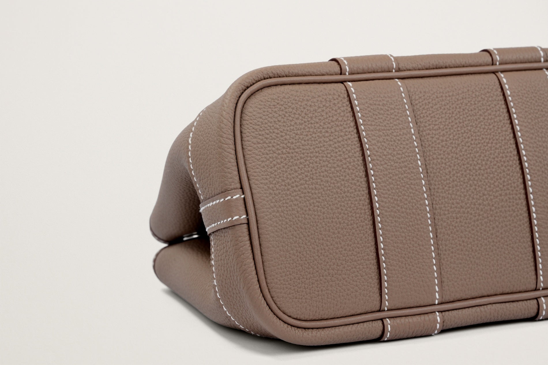 HERMES ネオ・ガーデン23 エトゥープ