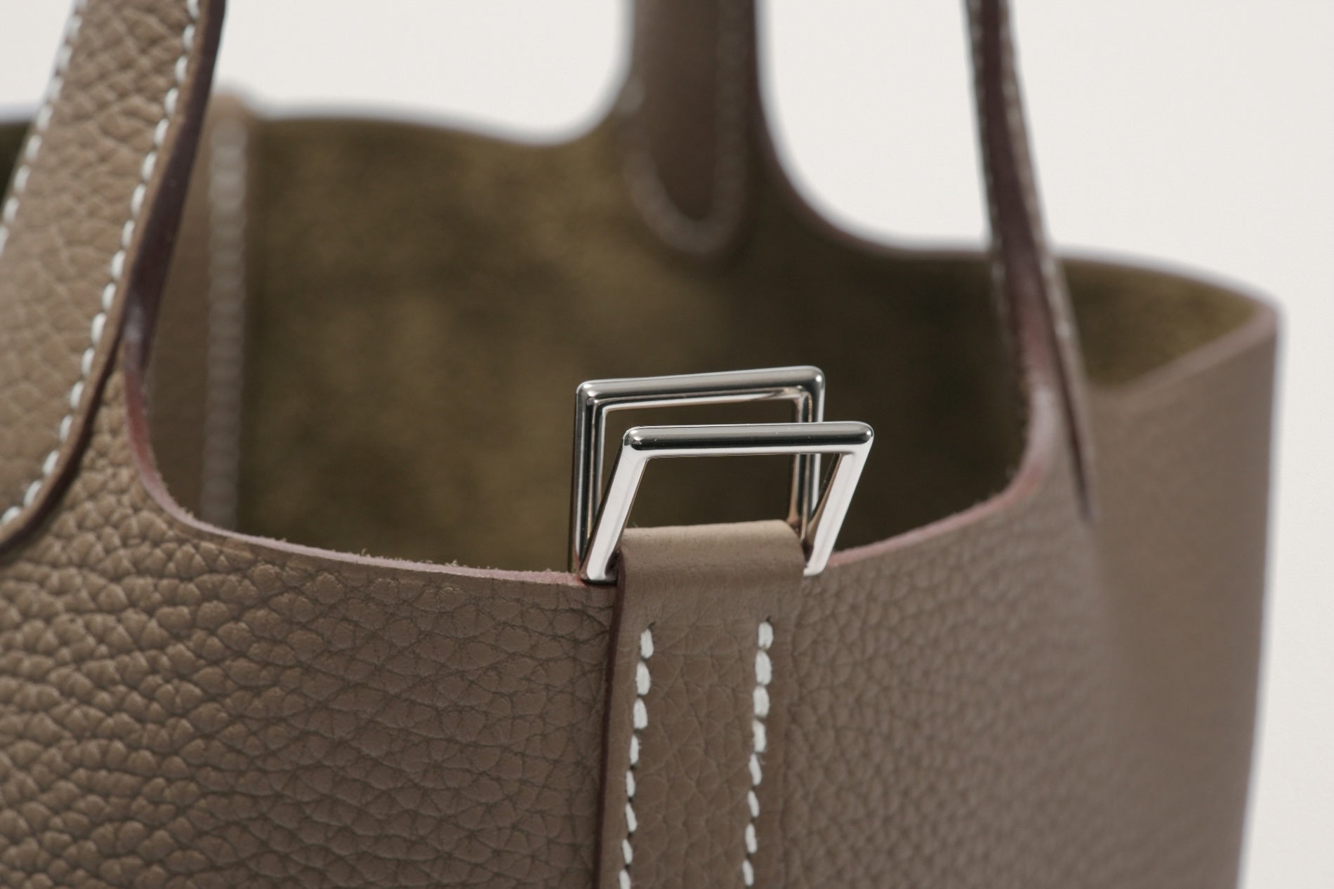 HERMES ピコタンロック18 エトゥープ