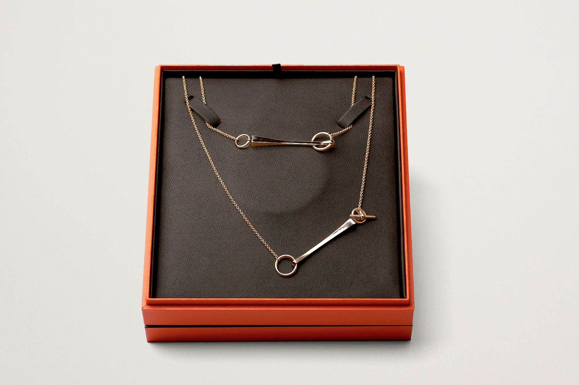 HERMES K18PG クルー・ド・フォルジュ ロング ネックレス