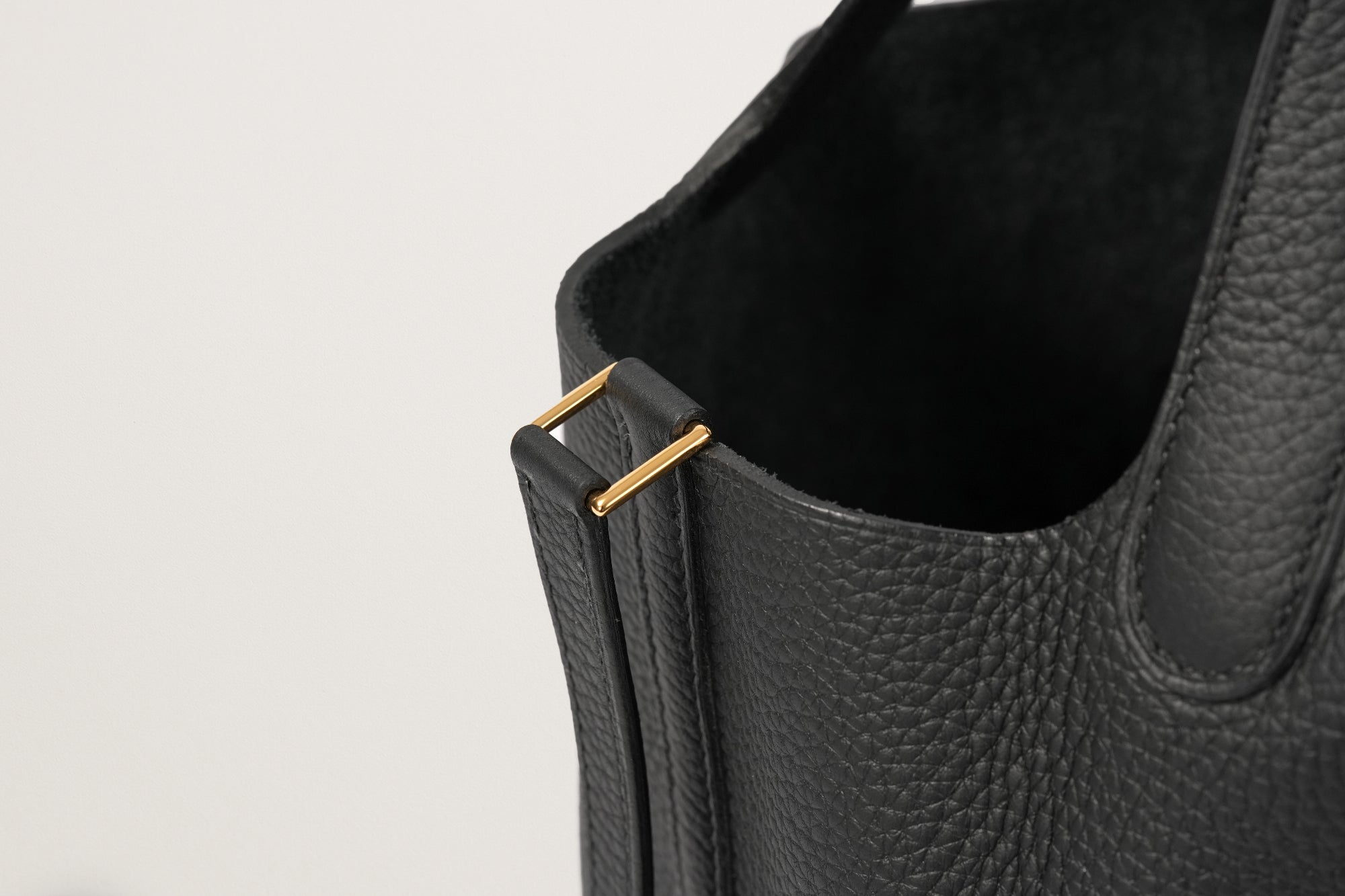 HERMES ピコタンロック18
