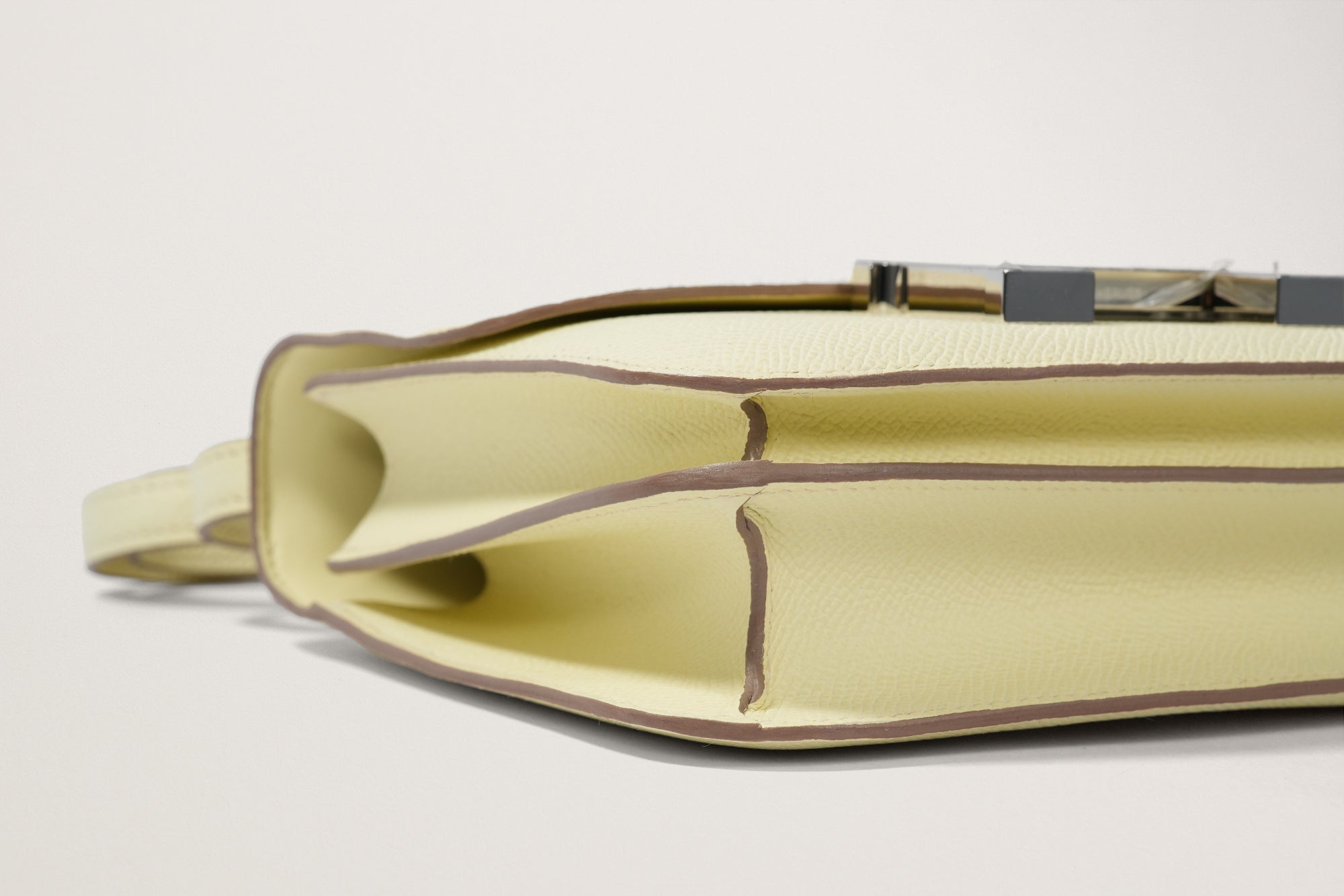 HERMES コンスタンスミニ ジョーヌミルトン