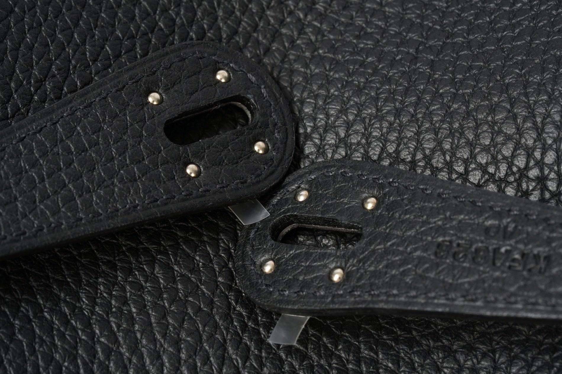 HERMES リンディ26 黒 – GINZA SATAKE