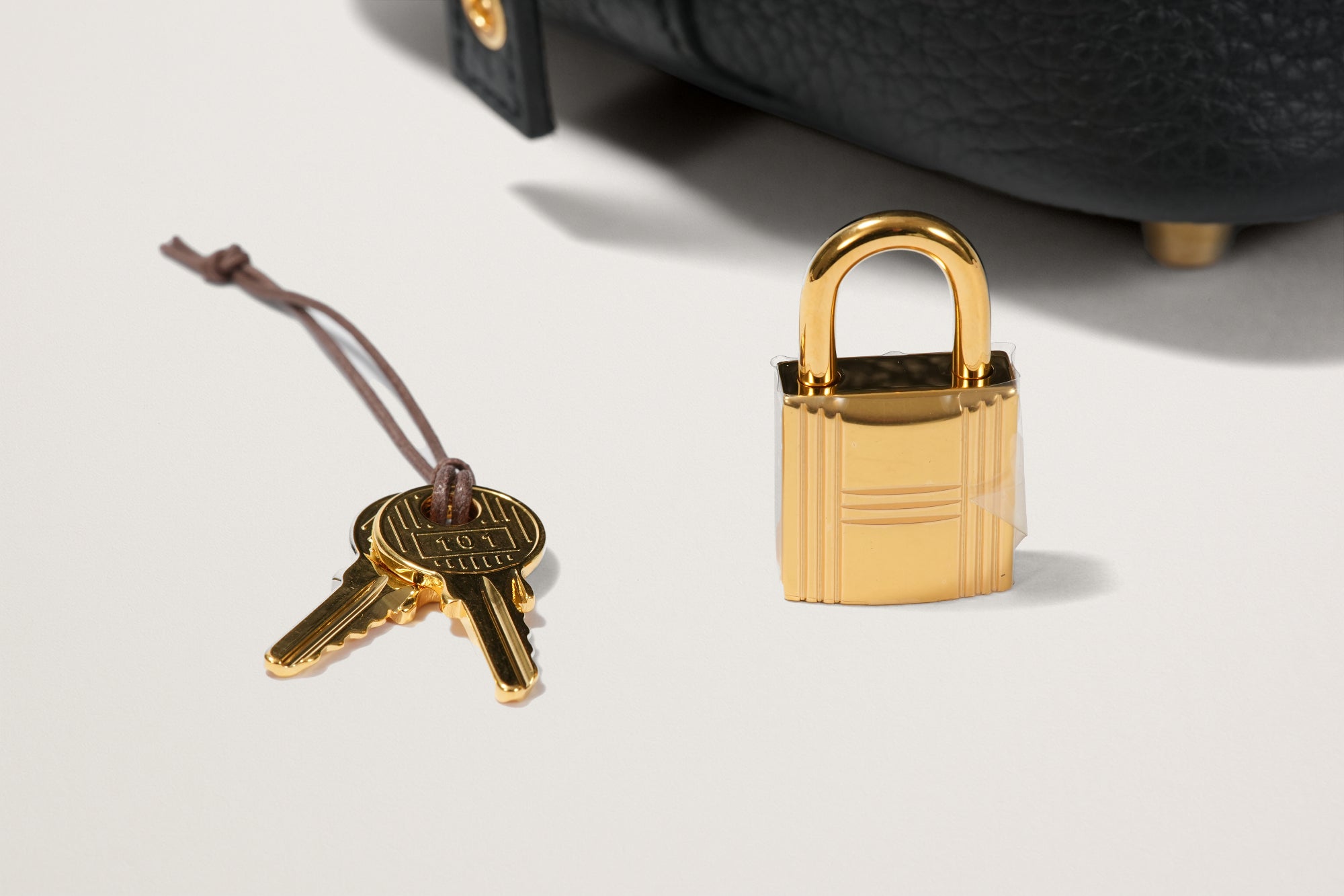 HERMES ピコタンロック18 黒