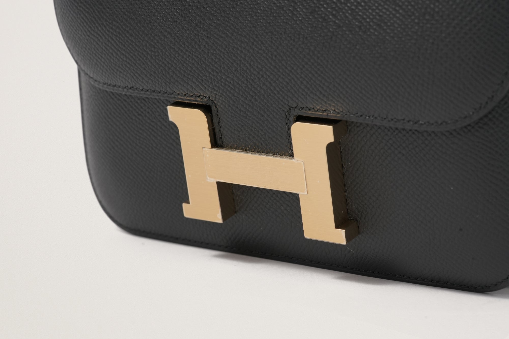 HERMES コンスタンスミニ 黒 – GINZA SATAKE