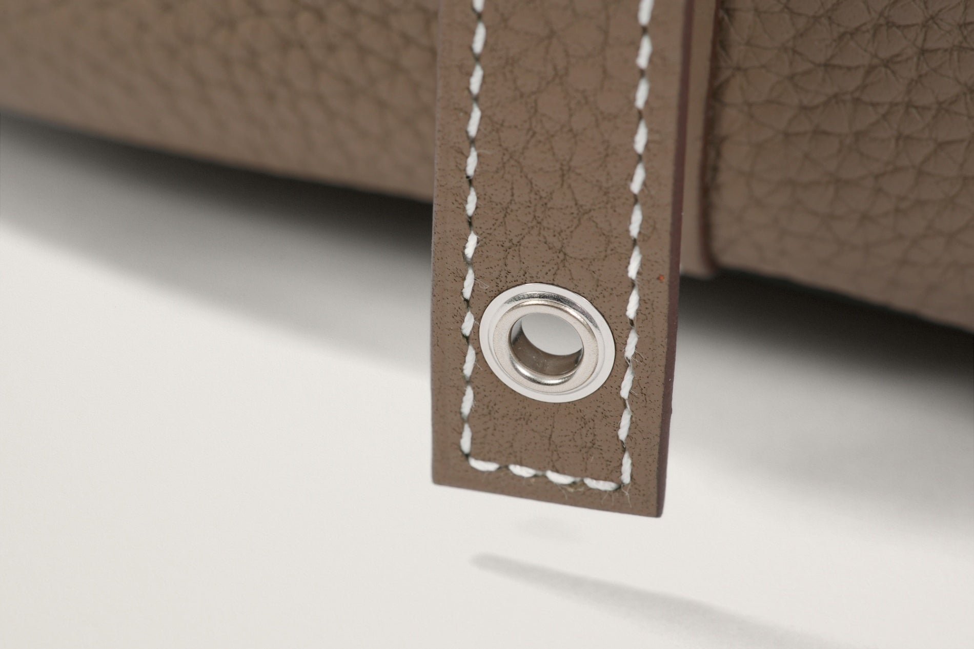 HERMES ピコタンロック18 エトゥープ