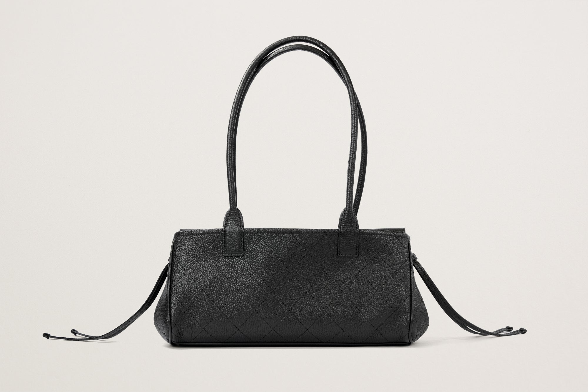 CHANEL シャネルスモール ショッピング バッグ – GINZA SATAKE