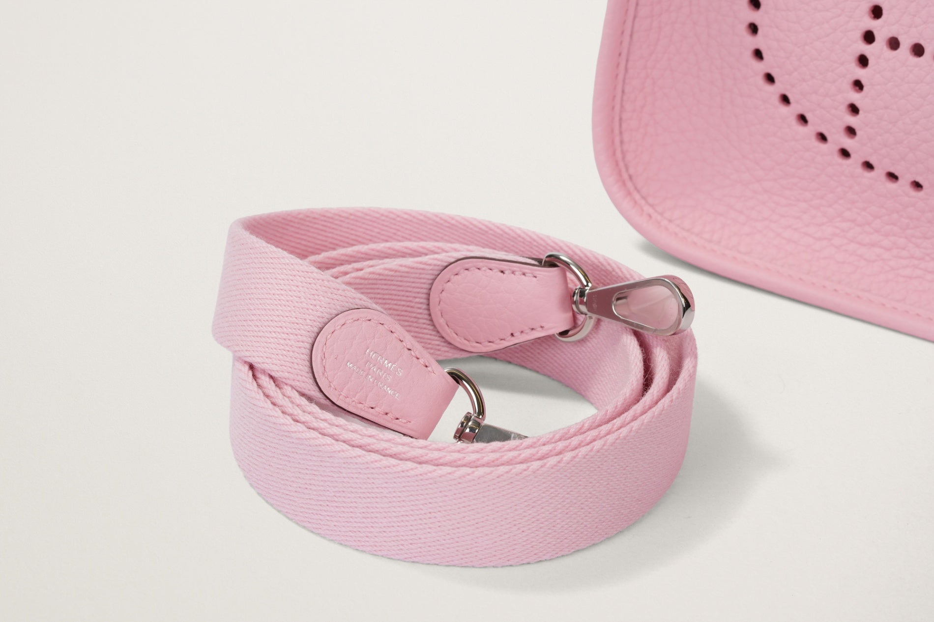 HERMES エヴリン16 ローズサクラ