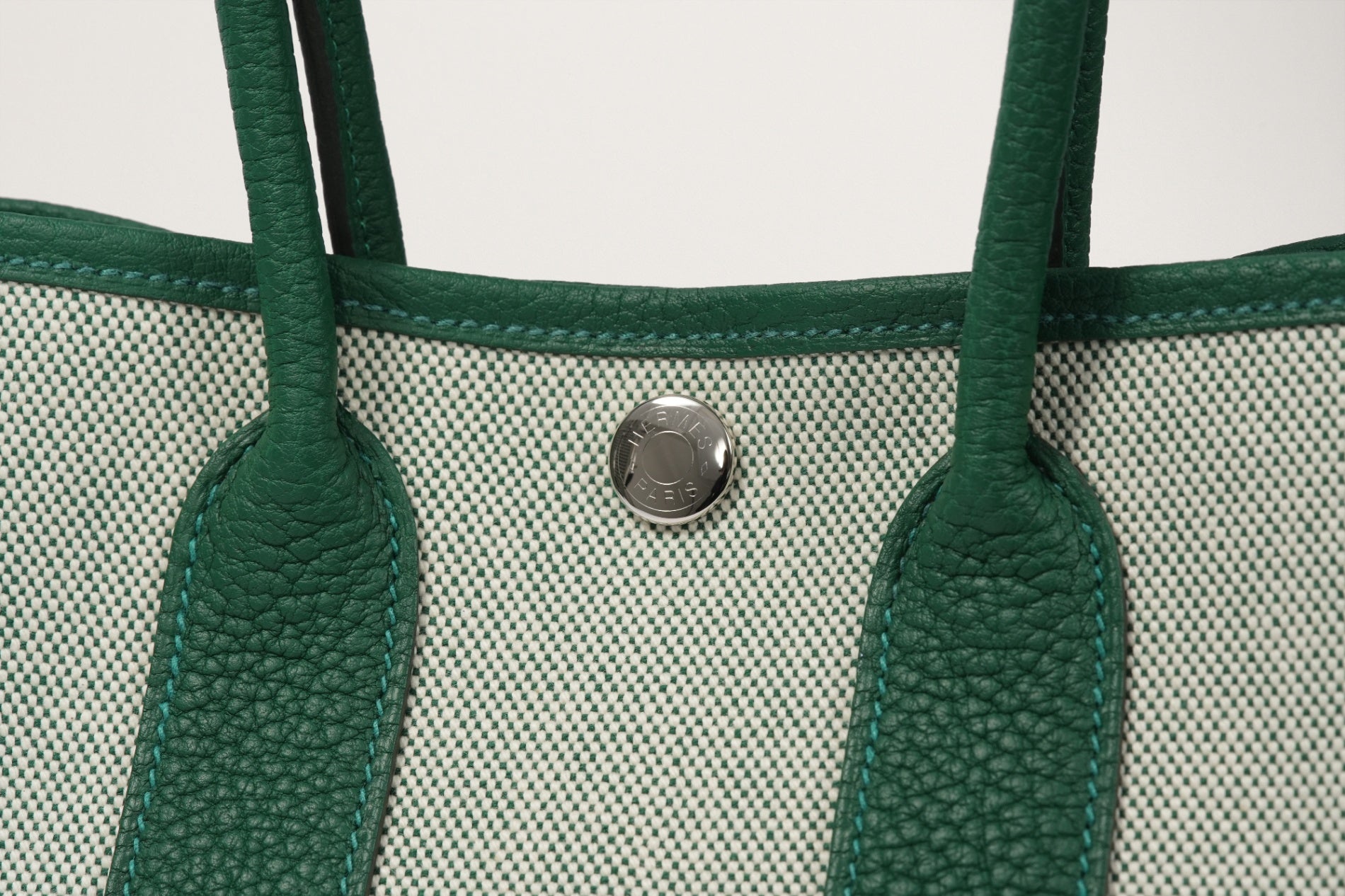 HERMES ネオ・ガーデン23 ヴェールモワイヤン/エクリュ